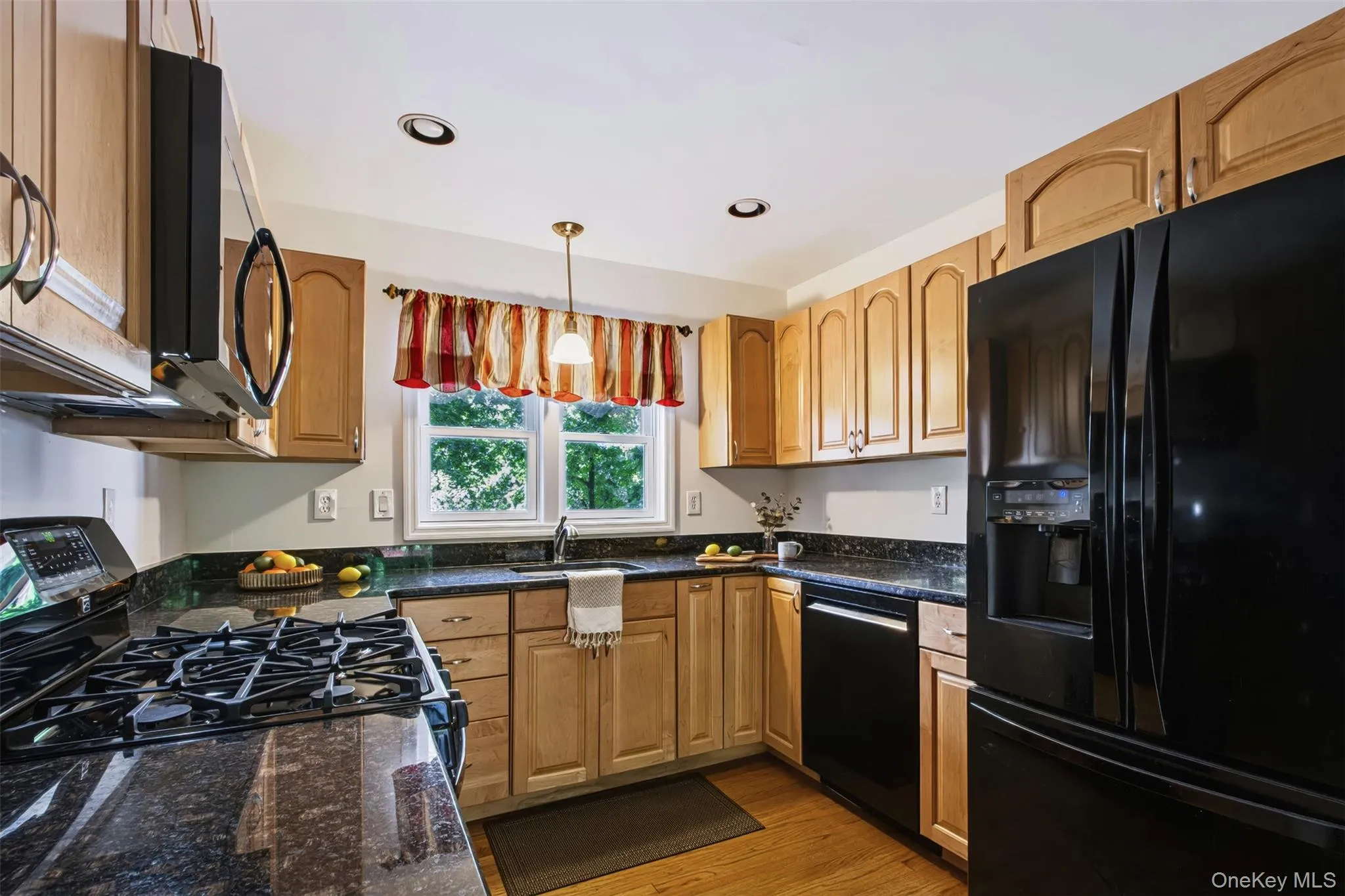 9 Horns Park Road, Hyde Park, NY, 3 Bedrooms Bedrooms, 9 Rooms Rooms,2 BathroomsBathrooms,Residential,For Rent,Horns Park,0,1051277 9 Horns Park Road, Hyde Park, NY, 3 Bedrooms Bedrooms, 9 Rooms Rooms,2 BathroomsBathrooms,Residential,For Rent,Horns Park,0,1051277