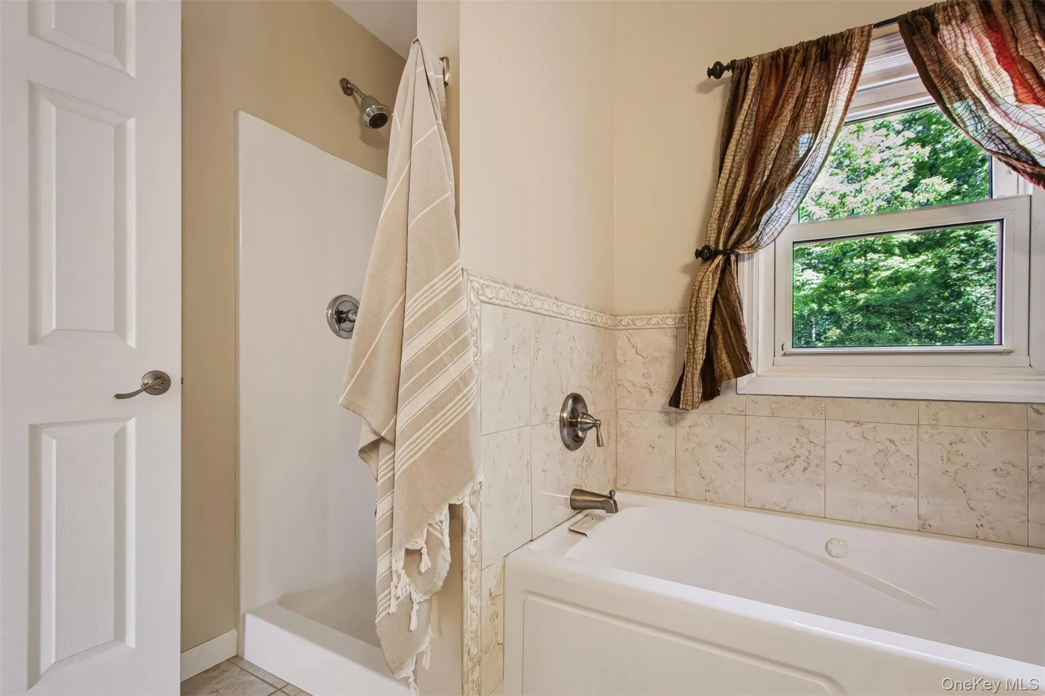 9 Horns Park Road, Hyde Park, NY, 3 Bedrooms Bedrooms, 9 Rooms Rooms,2 BathroomsBathrooms,Residential,For Rent,Horns Park,0,1051277 9 Horns Park Road, Hyde Park, NY, 3 Bedrooms Bedrooms, 9 Rooms Rooms,2 BathroomsBathrooms,Residential,For Rent,Horns Park,0,1051277