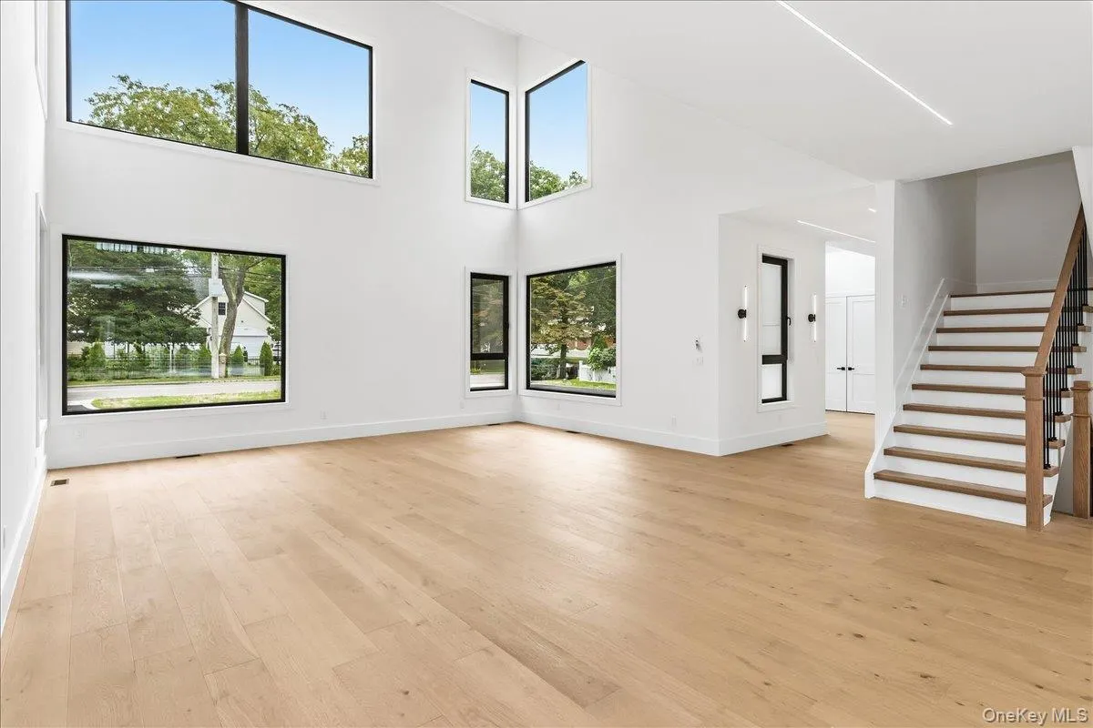 1080 Westminster Avenue, Huntington, NY, 6 Bedrooms Bedrooms, 12 Rooms Rooms,5 BathroomsBathrooms,Residential,For Rent,Westminster,0,1051281 1080 Westminster Avenue, Huntington, NY, 6 Bedrooms Bedrooms, 12 Rooms Rooms,5 BathroomsBathrooms,Residential,For Rent,Westminster,0,1051281
