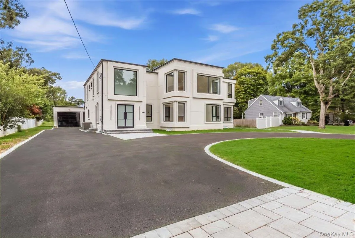 1080 Westminster Avenue, Huntington, NY, 6 Bedrooms Bedrooms, 12 Rooms Rooms,5 BathroomsBathrooms,Residential,For Rent,Westminster,0,1051281 1080 Westminster Avenue, Huntington, NY, 6 Bedrooms Bedrooms, 12 Rooms Rooms,5 BathroomsBathrooms,Residential,For Rent,Westminster,0,1051281