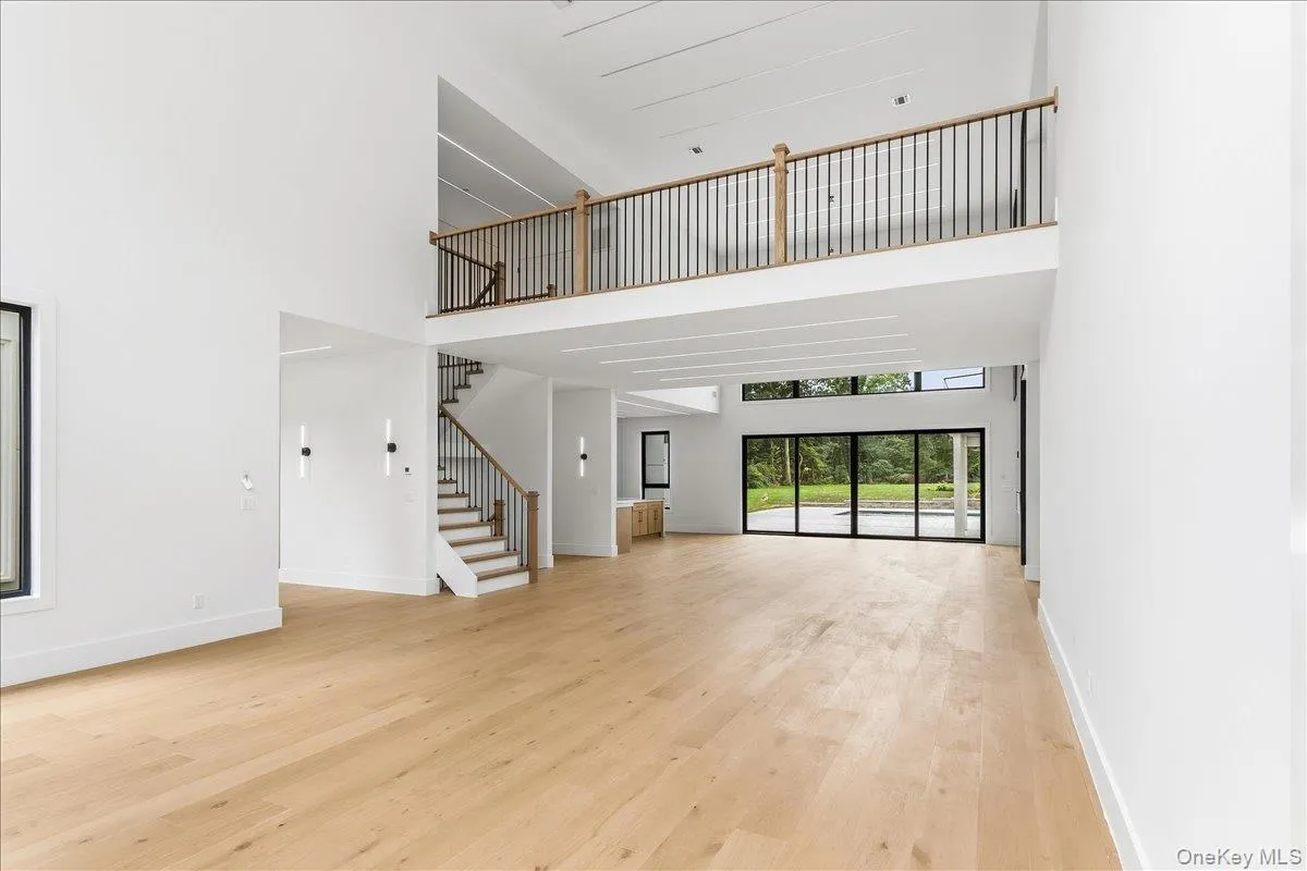 1080 Westminster Avenue, Huntington, NY, 6 Bedrooms Bedrooms, 12 Rooms Rooms,5 BathroomsBathrooms,Residential,For Rent,Westminster,0,1051281 1080 Westminster Avenue, Huntington, NY, 6 Bedrooms Bedrooms, 12 Rooms Rooms,5 BathroomsBathrooms,Residential,For Rent,Westminster,0,1051281