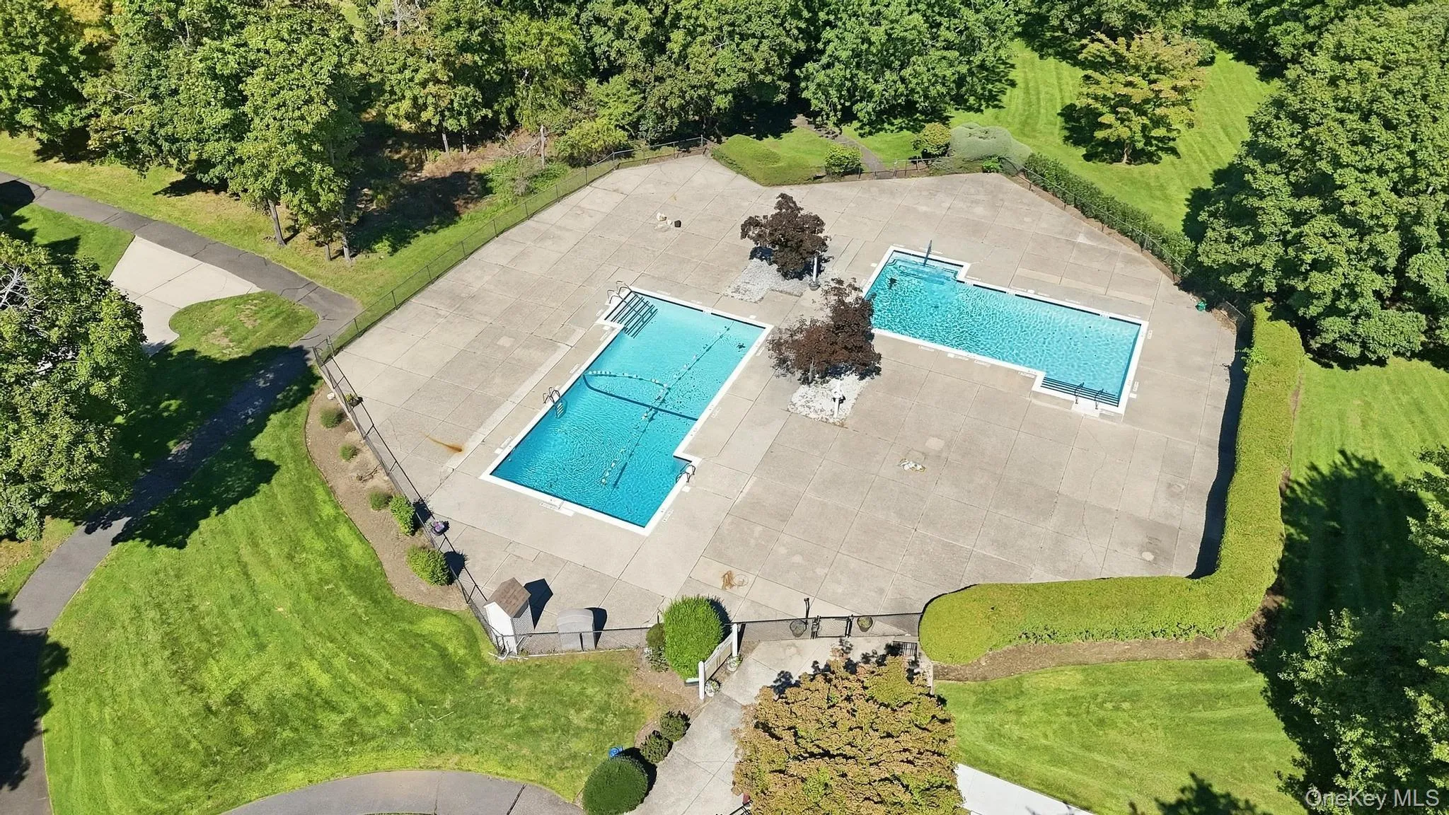 1101 Cabot Court, Smithtown, NY, 1 Bedroom Bedrooms, 4 Rooms Rooms,1 BathroomBathrooms,Residential,For Rent,Cabot,0,1051285 1101 Cabot Court, Smithtown, NY, 1 Bedroom Bedrooms, 4 Rooms Rooms,1 BathroomBathrooms,Residential,For Rent,Cabot,0,1051285