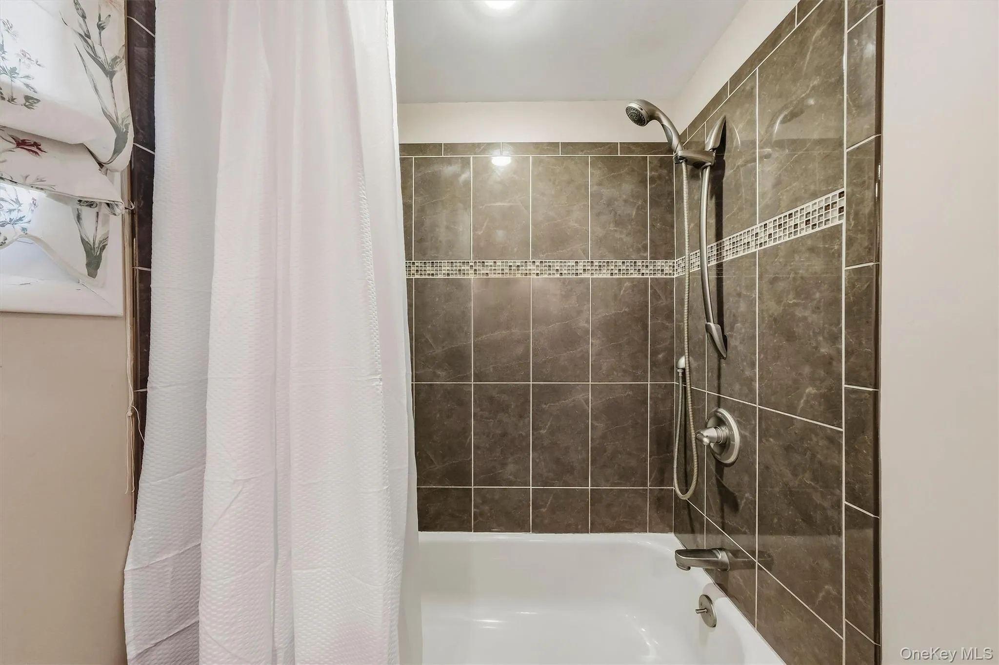 2 Woodcrest Drive, East Fishkill, NY, 5 Bedrooms Bedrooms, 9 Rooms Rooms,3 BathroomsBathrooms,Residential,For Rent,Woodcrest,0,1051288 2 Woodcrest Drive, East Fishkill, NY, 5 Bedrooms Bedrooms, 9 Rooms Rooms,3 BathroomsBathrooms,Residential,For Rent,Woodcrest,0,1051288