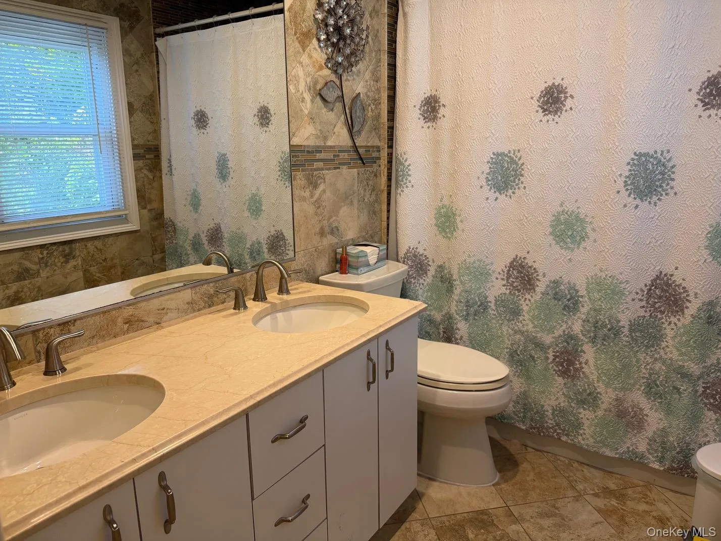 304 Dare Road, Brookhaven, NY, 3 Bedrooms Bedrooms, 6 Rooms Rooms,2 BathroomsBathrooms,Residential,For Rent,Dare,0,1051296 304 Dare Road, Brookhaven, NY, 3 Bedrooms Bedrooms, 6 Rooms Rooms,2 BathroomsBathrooms,Residential,For Rent,Dare,0,1051296