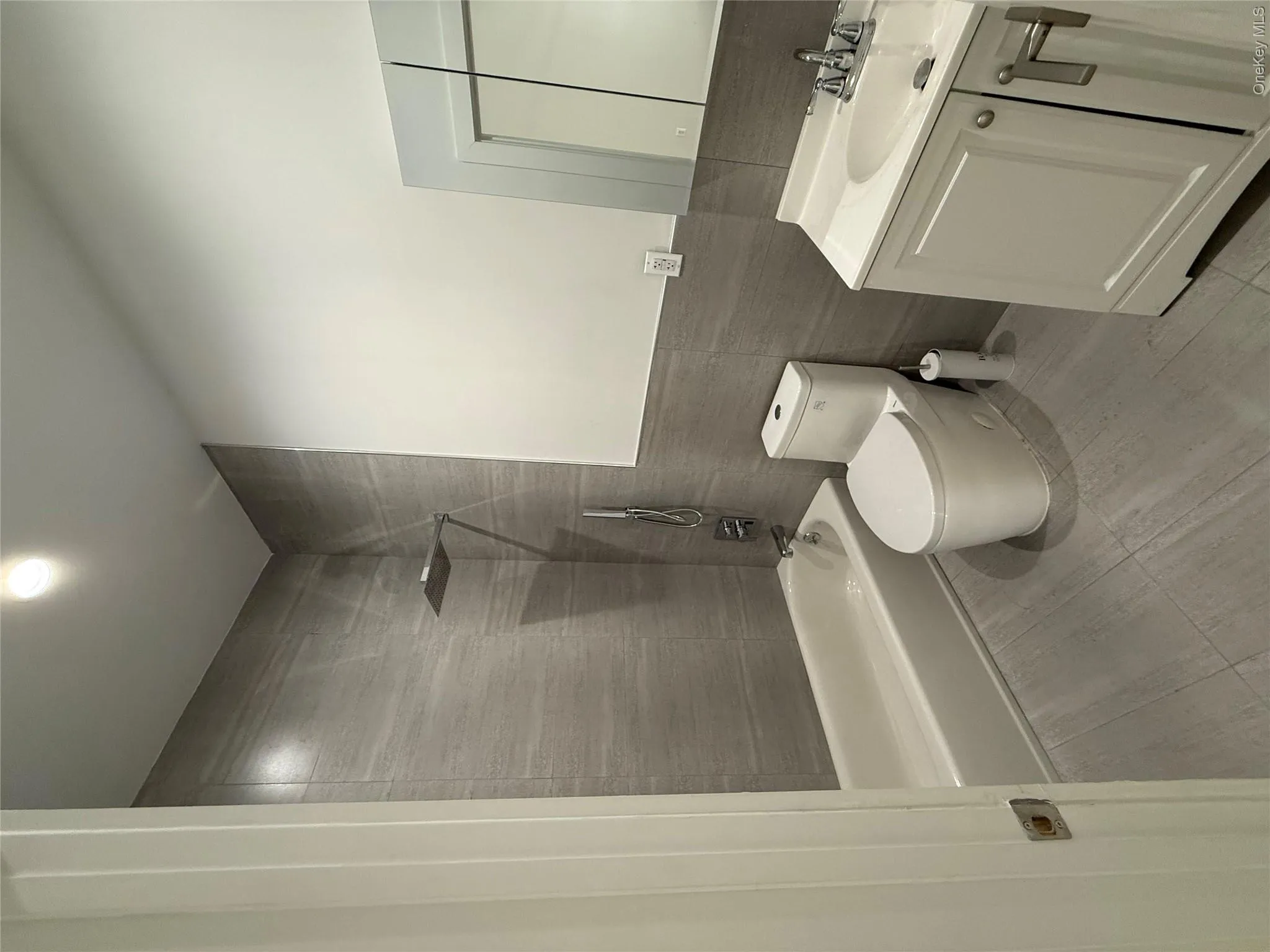 4815 Church Avenue, New York, NY, 2 Bedroom Bedrooms, 5 Room Rooms,1 BathroomBathrooms,Residential Lease,For Rent,Church,0,1051297 4815 Church Avenue, New York, NY, 2 Bedroom Bedrooms, 5 Room Rooms,1 BathroomBathrooms,Residential Lease,For Rent,Church,0,1051297