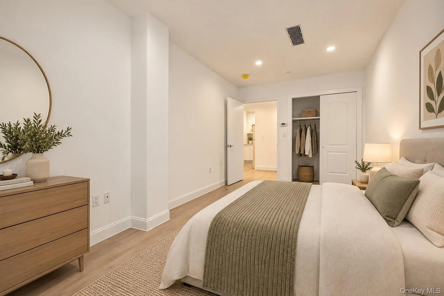 136-20 Booth Memorial Avenue, New York, NY, 1 Bedroom Bedrooms, 3 Rooms Rooms,1 BathroomBathrooms,Residential,For Rent,Booth Memorial,0,1051304 136-20 Booth Memorial Avenue, New York, NY, 1 Bedroom Bedrooms, 3 Rooms Rooms,1 BathroomBathrooms,Residential,For Rent,Booth Memorial,0,1051304