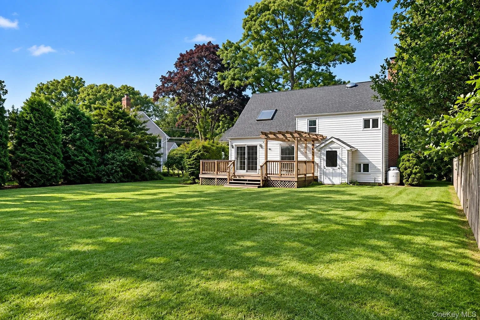 Large and private backyard. Large and private backyard.