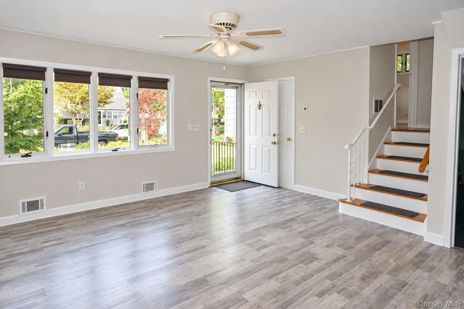 Freshly painted with new flooring. Freshly painted with new flooring.