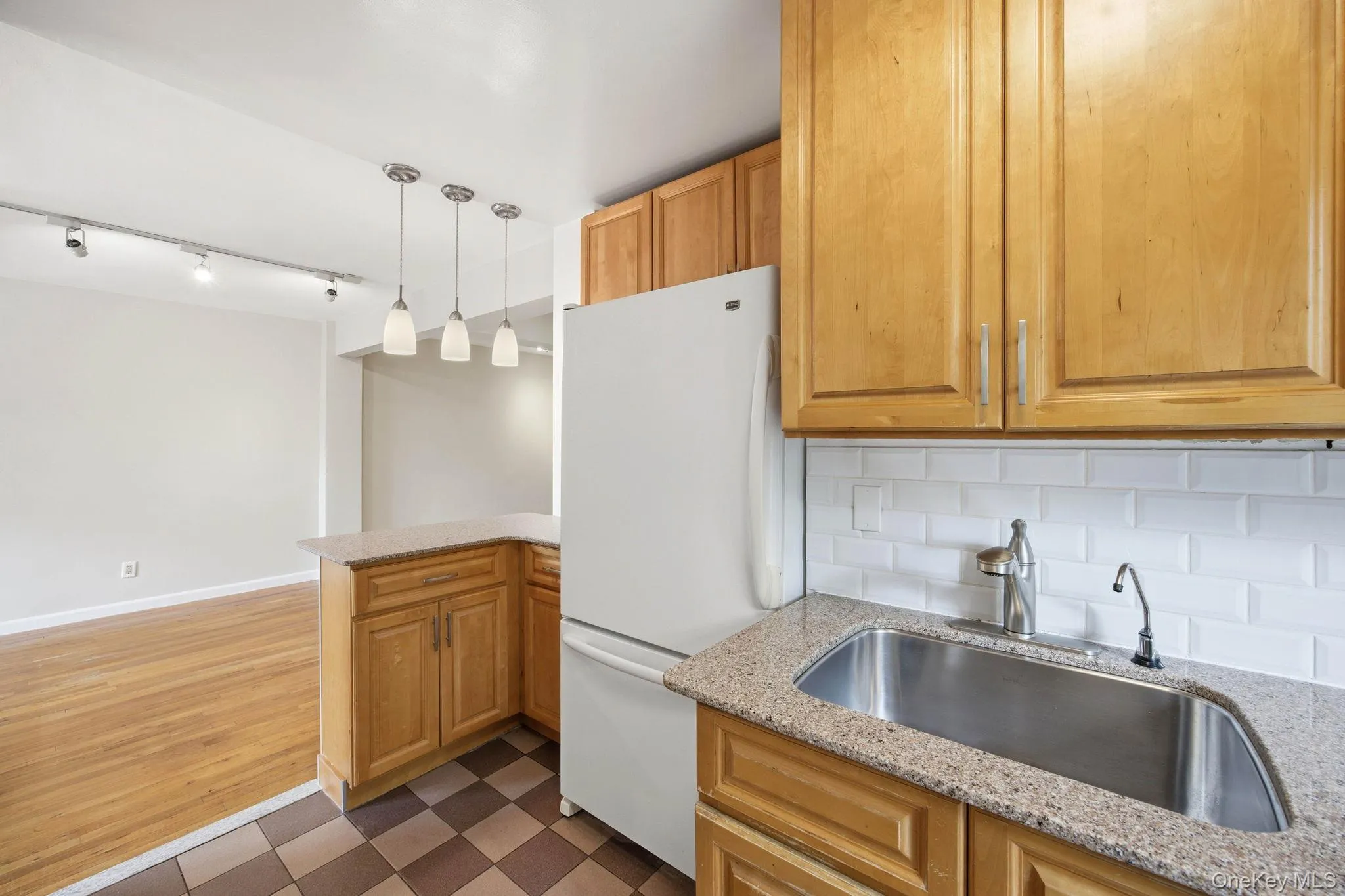 25-34 Crescent Street, New York, NY, 2 Bedrooms Bedrooms, 5 Rooms Rooms,1 BathroomBathrooms,Residential,For Rent,Crescent,0,1051307 25-34 Crescent Street, New York, NY, 2 Bedrooms Bedrooms, 5 Rooms Rooms,1 BathroomBathrooms,Residential,For Rent,Crescent,0,1051307