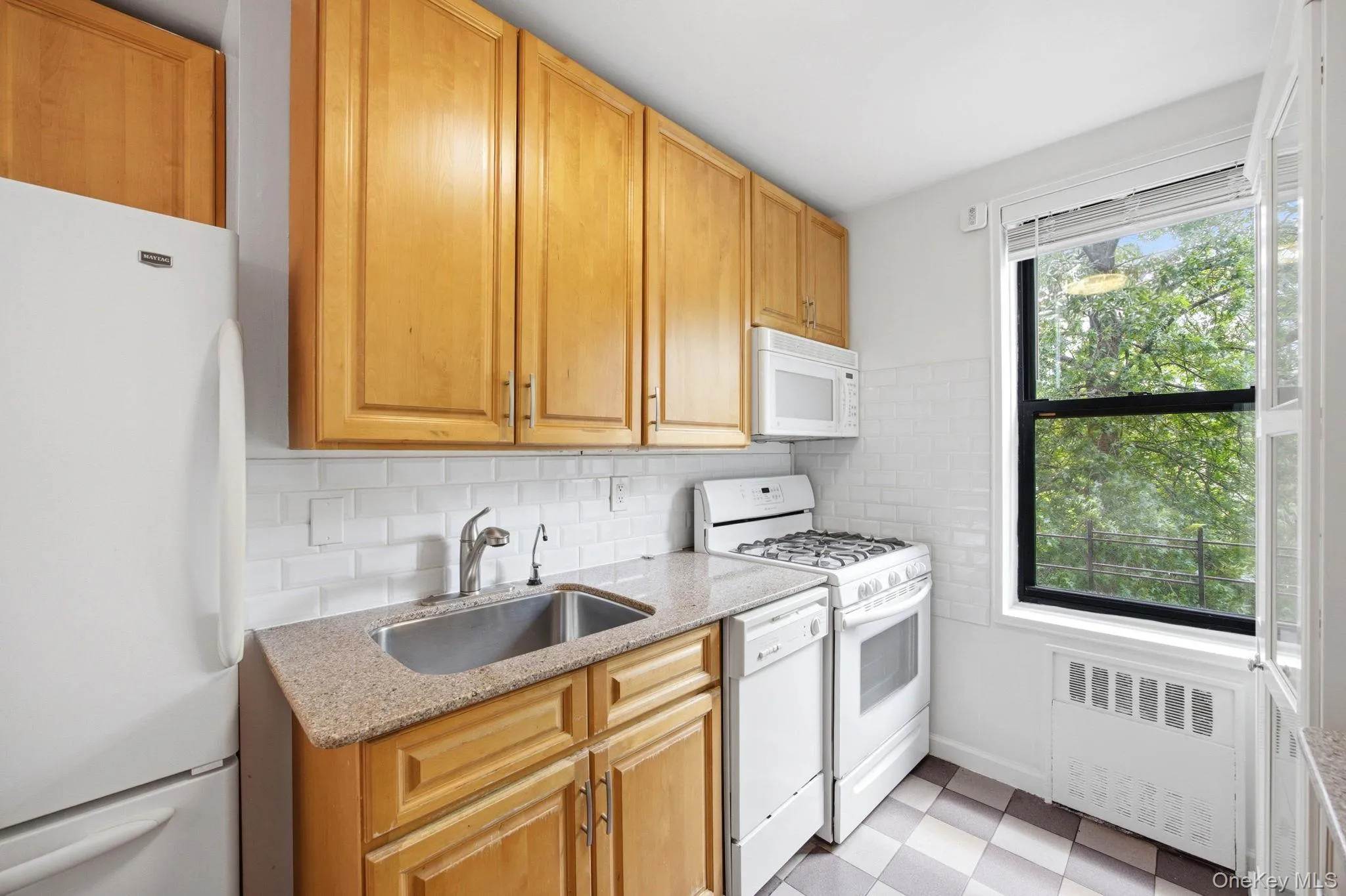 25-34 Crescent Street, New York, NY, 2 Bedrooms Bedrooms, 5 Rooms Rooms,1 BathroomBathrooms,Residential,For Rent,Crescent,0,1051307 25-34 Crescent Street, New York, NY, 2 Bedrooms Bedrooms, 5 Rooms Rooms,1 BathroomBathrooms,Residential,For Rent,Crescent,0,1051307