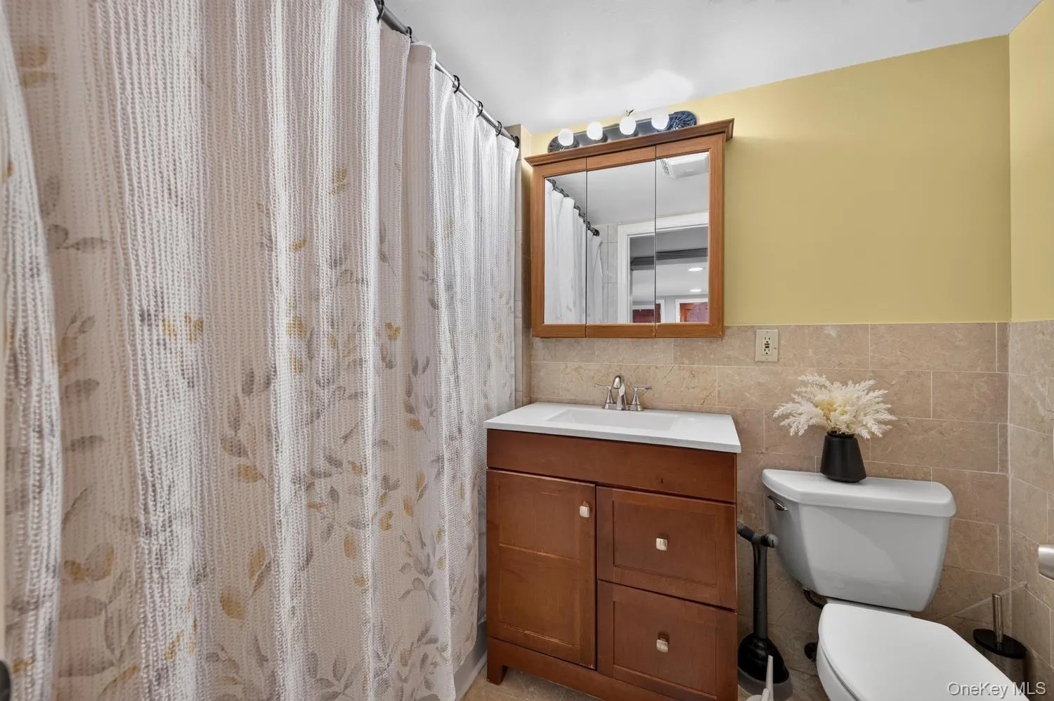 244 Halsey Avenue, Oyster Bay, NY, 4 Bedrooms Bedrooms, 8 Rooms Rooms,3 BathroomsBathrooms,Residential,For Rent,Halsey,0,1051312 244 Halsey Avenue, Oyster Bay, NY, 4 Bedrooms Bedrooms, 8 Rooms Rooms,3 BathroomsBathrooms,Residential,For Rent,Halsey,0,1051312