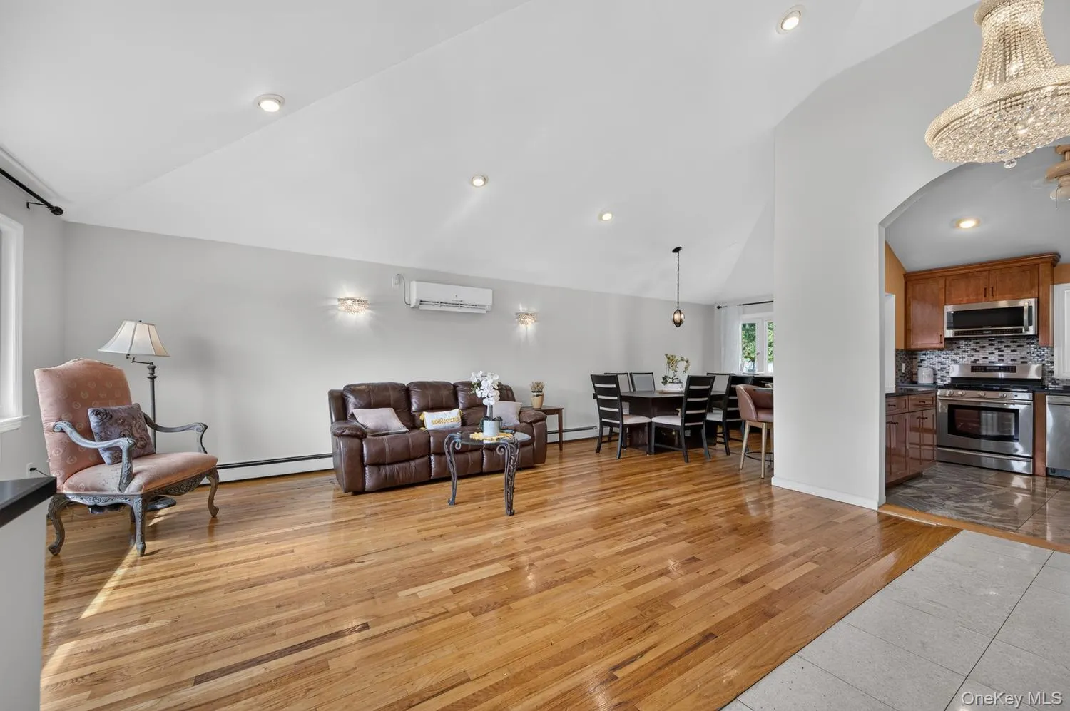 244 Halsey Avenue, Oyster Bay, NY, 4 Bedrooms Bedrooms, 8 Rooms Rooms,3 BathroomsBathrooms,Residential,For Rent,Halsey,0,1051312 244 Halsey Avenue, Oyster Bay, NY, 4 Bedrooms Bedrooms, 8 Rooms Rooms,3 BathroomsBathrooms,Residential,For Rent,Halsey,0,1051312