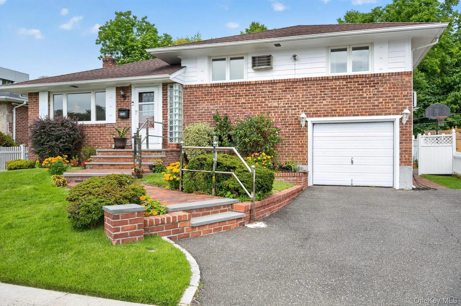 244 Halsey Avenue, Oyster Bay, NY, 4 Bedrooms Bedrooms, 8 Rooms Rooms,3 BathroomsBathrooms,Residential,For Rent,Halsey,0,1051312 244 Halsey Avenue, Oyster Bay, NY, 4 Bedrooms Bedrooms, 8 Rooms Rooms,3 BathroomsBathrooms,Residential,For Rent,Halsey,0,1051312