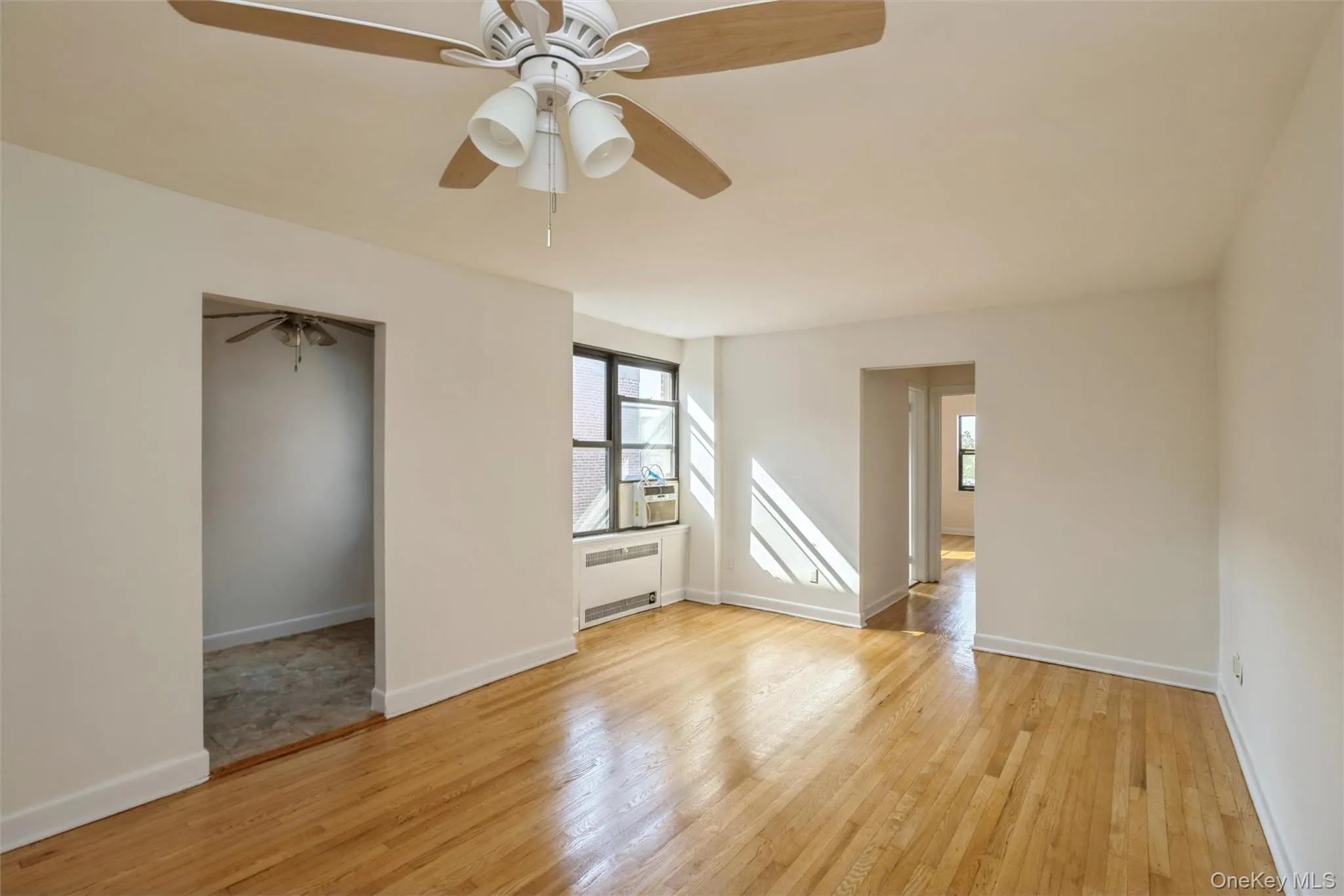 7 Bond Street, North Hempstead, NY, 1 Bedroom Bedrooms, 3 Rooms Rooms,1 BathroomBathrooms,Residential,For Rent,Bond,0,1051314 7 Bond Street, North Hempstead, NY, 1 Bedroom Bedrooms, 3 Rooms Rooms,1 BathroomBathrooms,Residential,For Rent,Bond,0,1051314