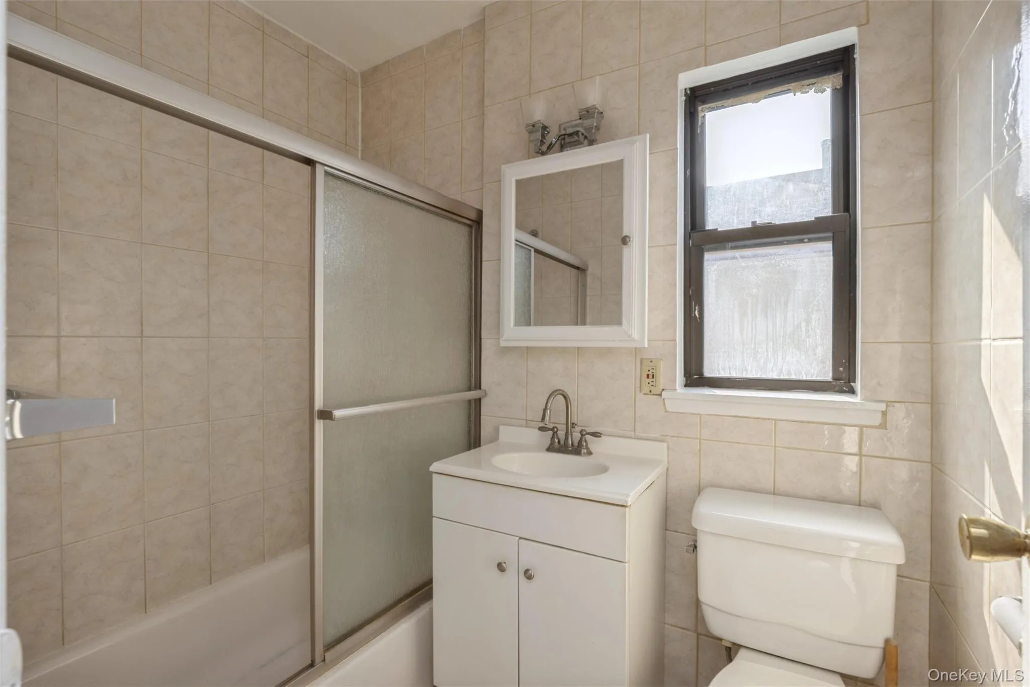 7 Bond Street, North Hempstead, NY, 1 Bedroom Bedrooms, 3 Rooms Rooms,1 BathroomBathrooms,Residential,For Rent,Bond,0,1051314 7 Bond Street, North Hempstead, NY, 1 Bedroom Bedrooms, 3 Rooms Rooms,1 BathroomBathrooms,Residential,For Rent,Bond,0,1051314
