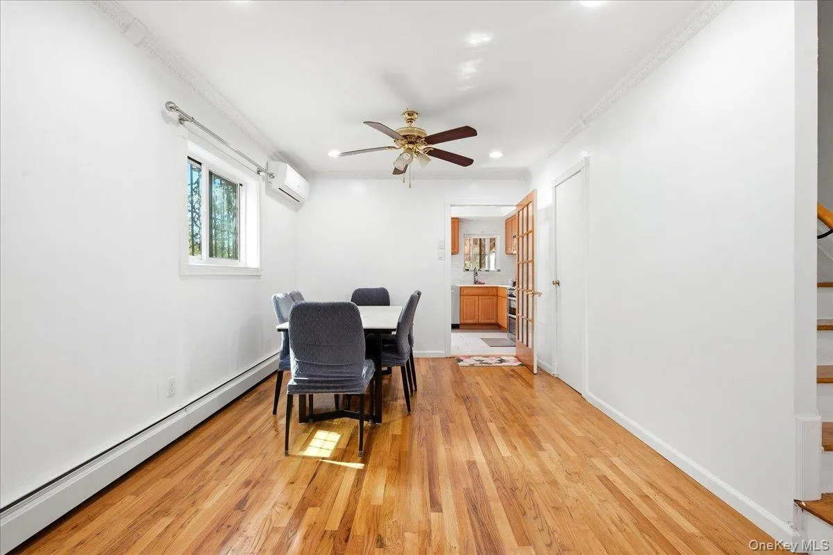 77-32 160th Street, New York, NY, 3 Bedrooms Bedrooms, 7 Rooms Rooms,1 BathroomBathrooms,Residential Lease,For Rent,160th,0,1051316 77-32 160th Street, New York, NY, 3 Bedrooms Bedrooms, 7 Rooms Rooms,1 BathroomBathrooms,Residential Lease,For Rent,160th,0,1051316