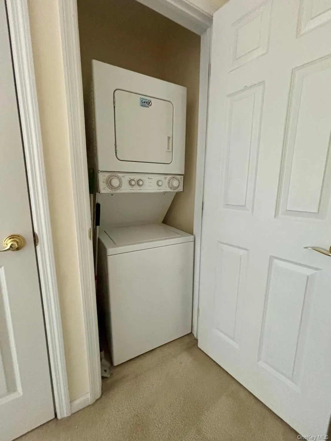 311 Sutton Drive, Mount Kisco, NY, 2 Bedrooms Bedrooms, 4 Rooms Rooms,2 BathroomsBathrooms,Residential,For Rent,Sutton,0,1051319 311 Sutton Drive, Mount Kisco, NY, 2 Bedrooms Bedrooms, 4 Rooms Rooms,2 BathroomsBathrooms,Residential,For Rent,Sutton,0,1051319