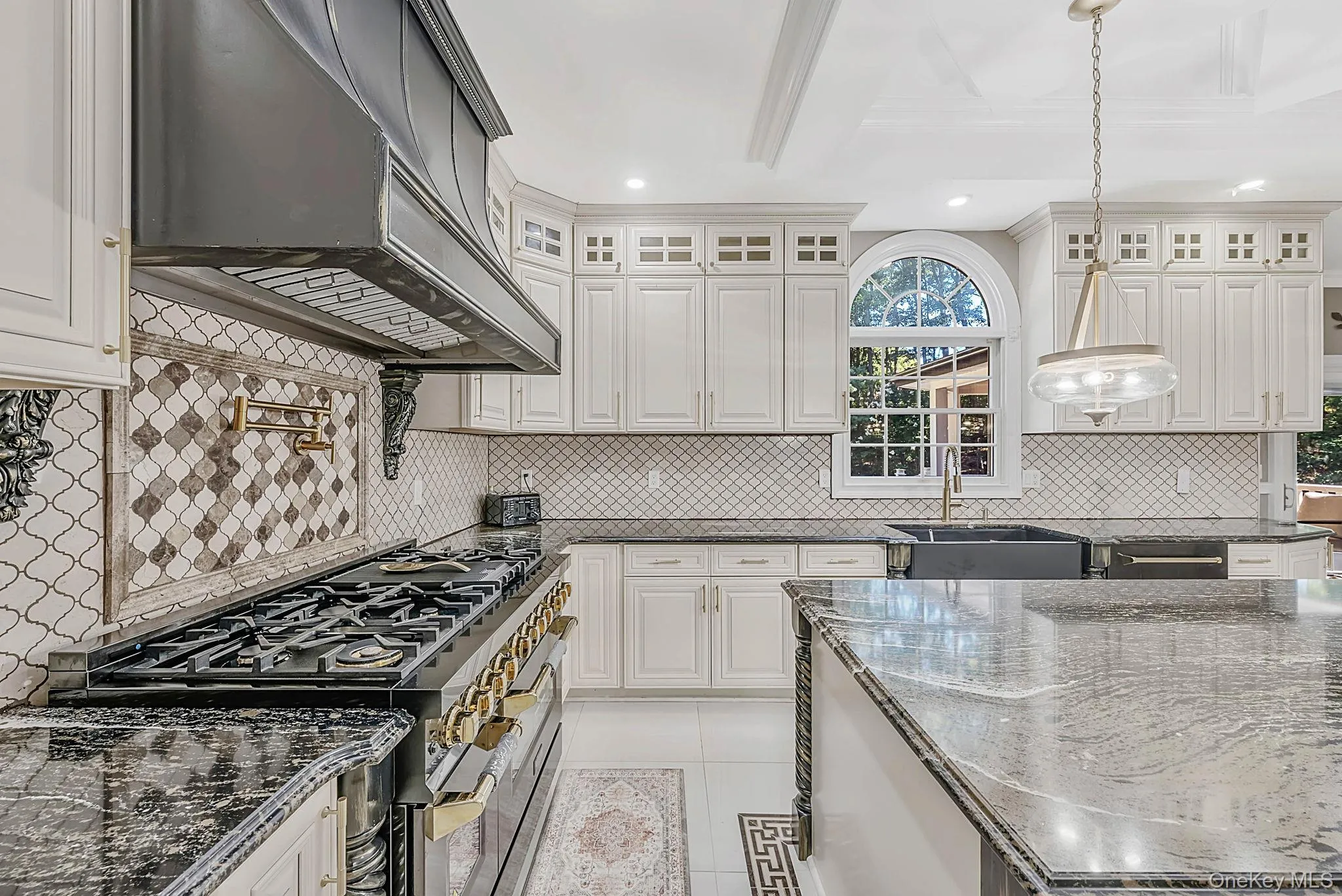 3 Dionne Court, Huntington, NY, 5 Bedrooms Bedrooms, 10 Rooms Rooms,3 BathroomsBathrooms,Residential,For Rent,Dionne,0,1051328 3 Dionne Court, Huntington, NY, 5 Bedrooms Bedrooms, 10 Rooms Rooms,3 BathroomsBathrooms,Residential,For Rent,Dionne,0,1051328