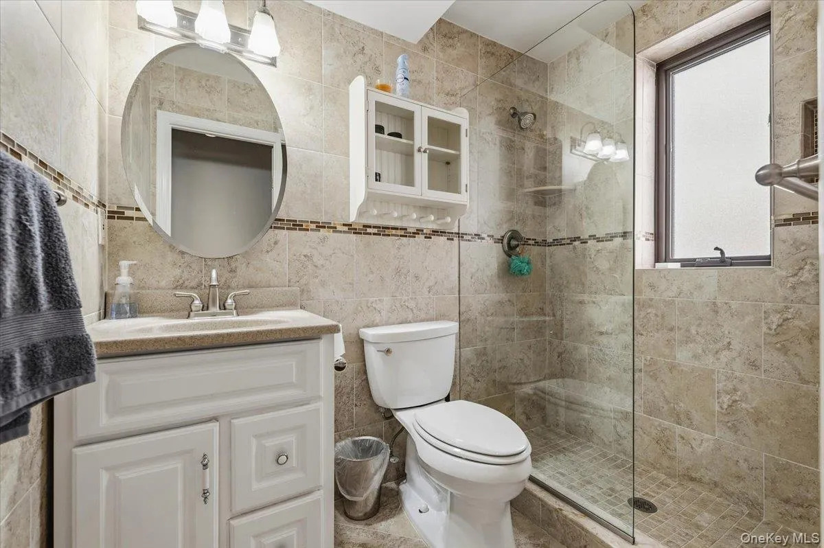 425 Shore Road, Long Beach, NY, 1 Bedroom Bedrooms, 5 Rooms Rooms,2 BathroomsBathrooms,Residential,For Rent,Shore,0,1051329 425 Shore Road, Long Beach, NY, 1 Bedroom Bedrooms, 5 Rooms Rooms,2 BathroomsBathrooms,Residential,For Rent,Shore,0,1051329