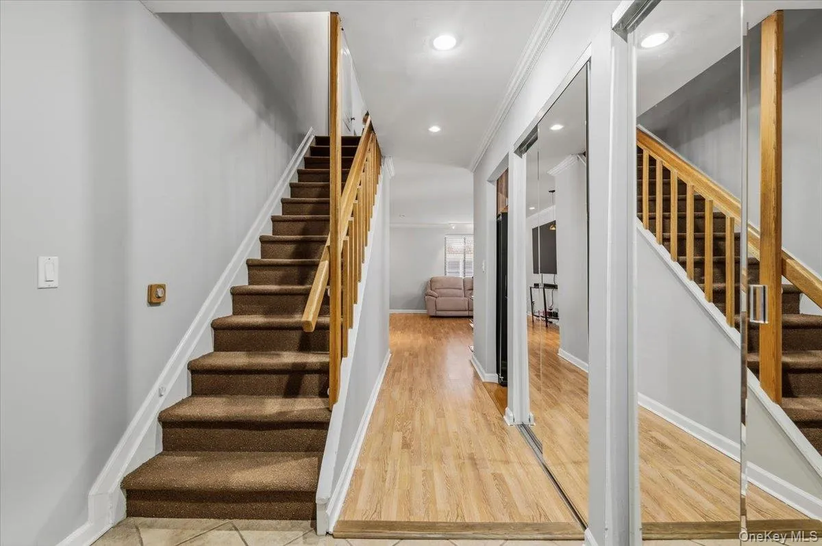 425 Shore Road, Long Beach, NY, 1 Bedroom Bedrooms, 5 Rooms Rooms,2 BathroomsBathrooms,Residential,For Rent,Shore,0,1051329 425 Shore Road, Long Beach, NY, 1 Bedroom Bedrooms, 5 Rooms Rooms,2 BathroomsBathrooms,Residential,For Rent,Shore,0,1051329