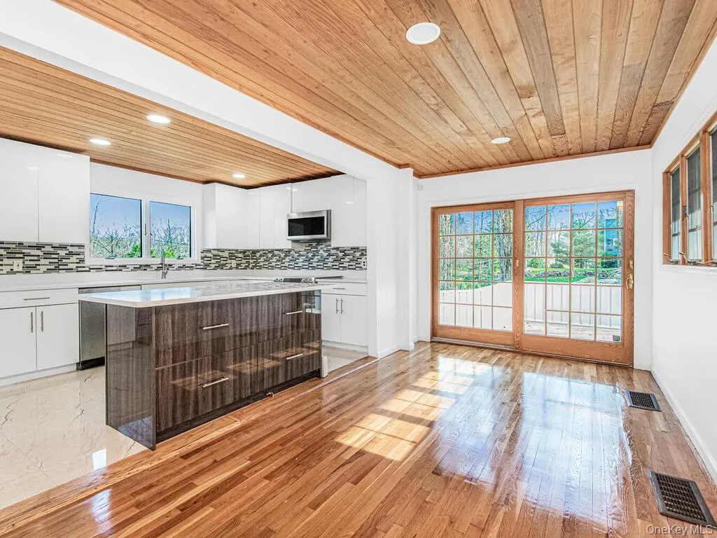 31 Byram Hill Road, North Castle, NY, 3 Bedrooms Bedrooms, 7 Rooms Rooms,2 BathroomsBathrooms,Residential Lease,For Rent,Byram Hill,0,1051332 31 Byram Hill Road, North Castle, NY, 3 Bedrooms Bedrooms, 7 Rooms Rooms,2 BathroomsBathrooms,Residential Lease,For Rent,Byram Hill,0,1051332