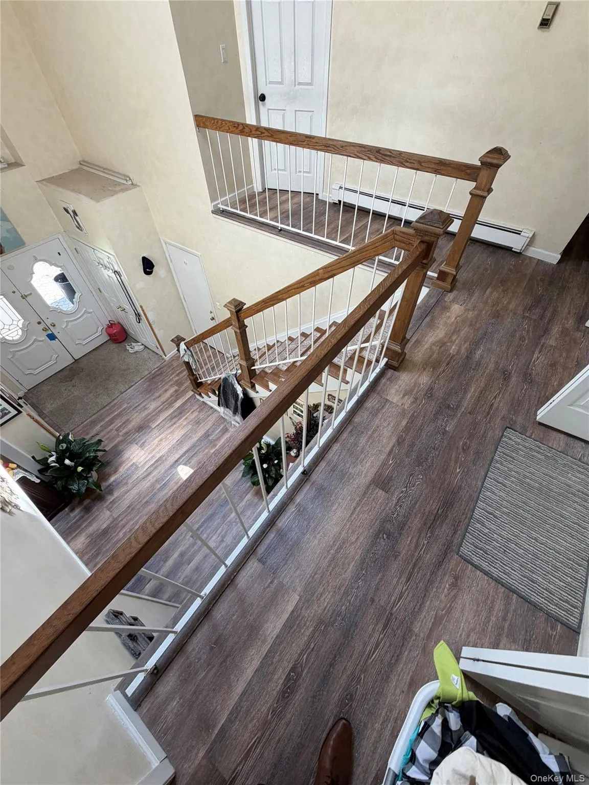 6 Melton Drive, Hempstead, NY, 7 Bedrooms Bedrooms, 16 Rooms Rooms,3 BathroomsBathrooms,Residential,For Rent,Melton,0,1051335 6 Melton Drive, Hempstead, NY, 7 Bedrooms Bedrooms, 16 Rooms Rooms,3 BathroomsBathrooms,Residential,For Rent,Melton,0,1051335