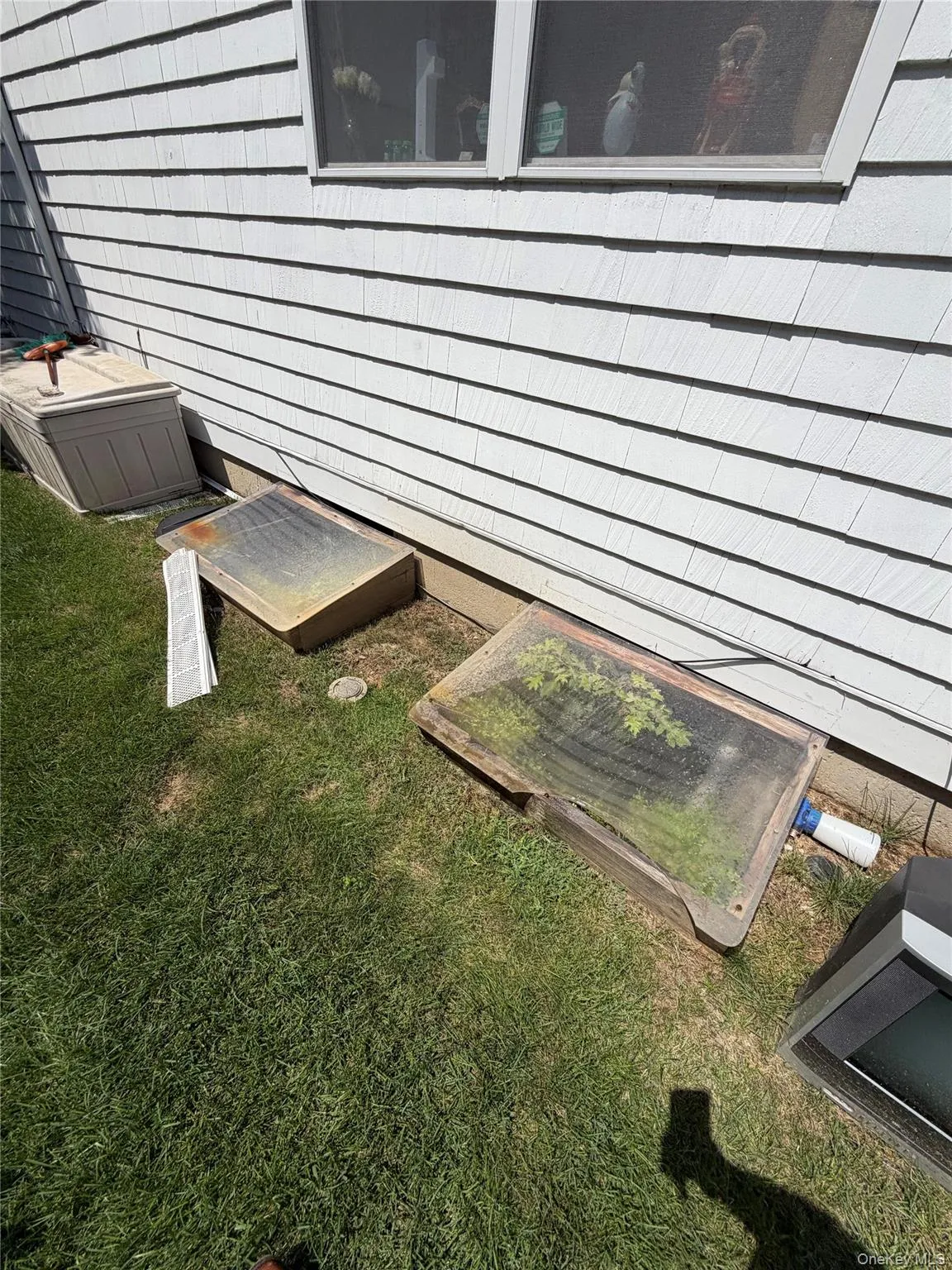 6 Melton Drive, Hempstead, NY, 7 Bedrooms Bedrooms, 16 Rooms Rooms,3 BathroomsBathrooms,Residential,For Rent,Melton,0,1051335 6 Melton Drive, Hempstead, NY, 7 Bedrooms Bedrooms, 16 Rooms Rooms,3 BathroomsBathrooms,Residential,For Rent,Melton,0,1051335