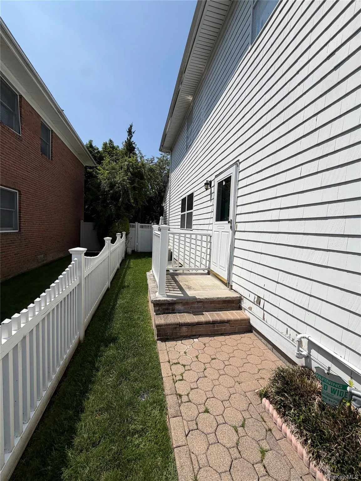 6 Melton Drive, Hempstead, NY, 7 Bedrooms Bedrooms, 16 Rooms Rooms,3 BathroomsBathrooms,Residential,For Rent,Melton,0,1051335 6 Melton Drive, Hempstead, NY, 7 Bedrooms Bedrooms, 16 Rooms Rooms,3 BathroomsBathrooms,Residential,For Rent,Melton,0,1051335