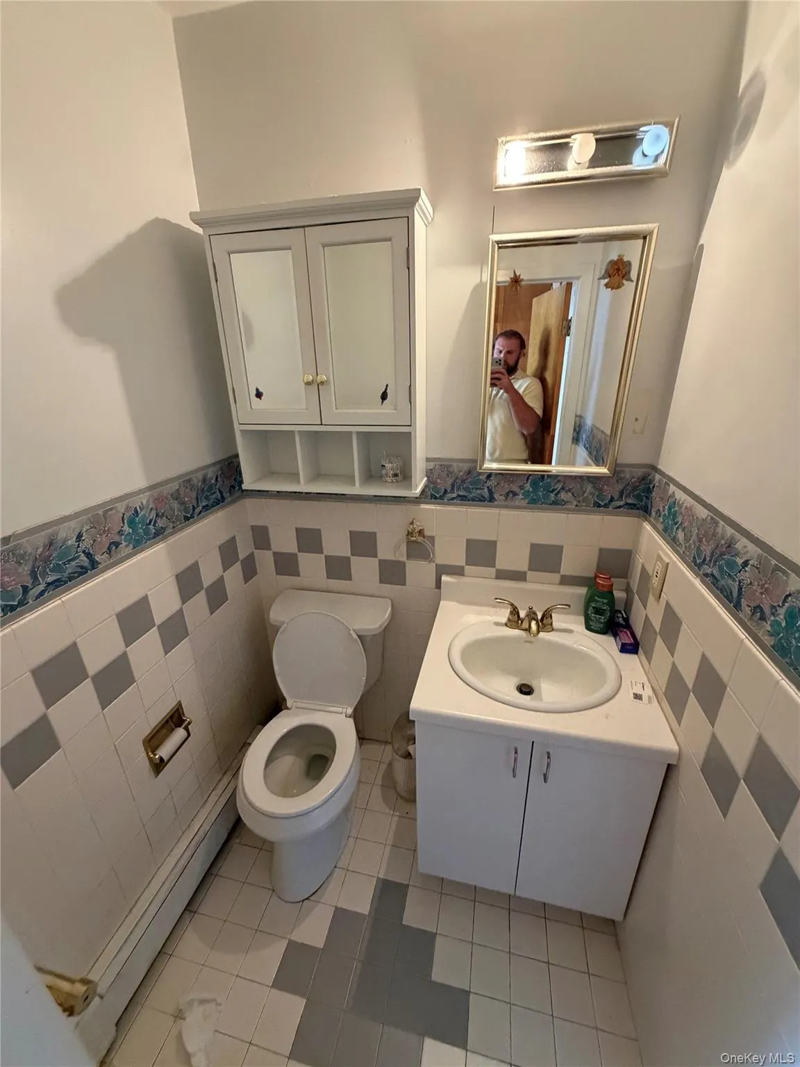 6 Melton Drive, Hempstead, NY, 7 Bedrooms Bedrooms, 16 Rooms Rooms,3 BathroomsBathrooms,Residential,For Rent,Melton,0,1051335 6 Melton Drive, Hempstead, NY, 7 Bedrooms Bedrooms, 16 Rooms Rooms,3 BathroomsBathrooms,Residential,For Rent,Melton,0,1051335