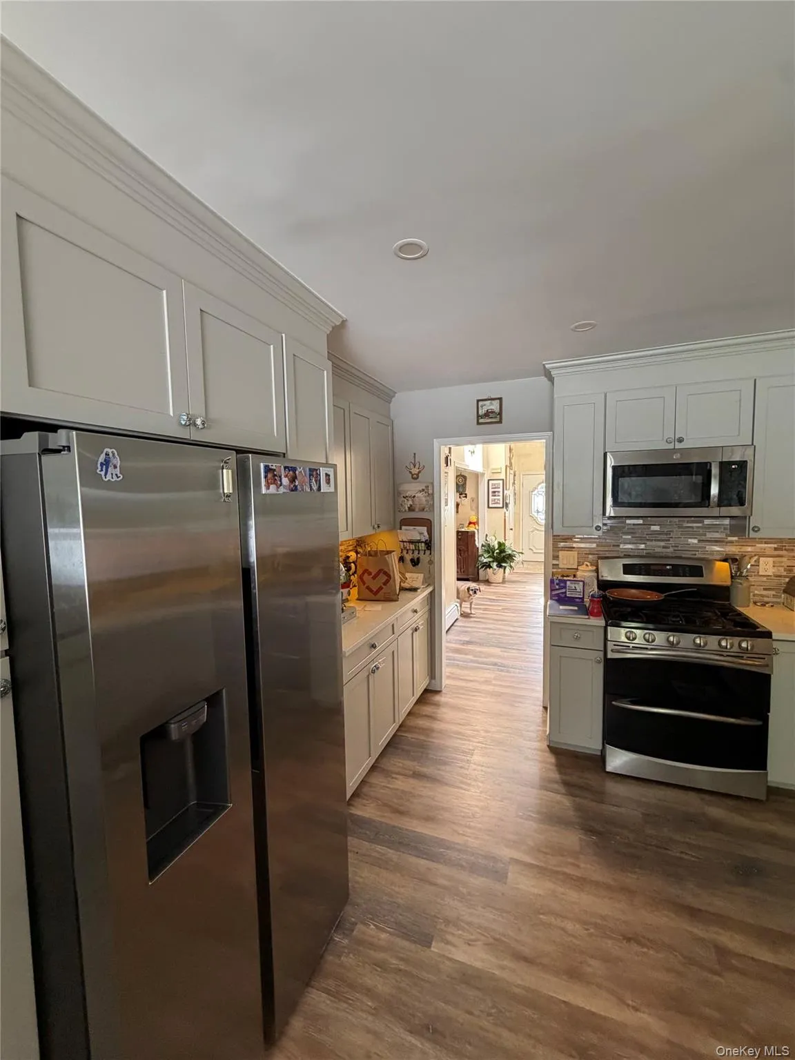 6 Melton Drive, Hempstead, NY, 7 Bedrooms Bedrooms, 16 Rooms Rooms,3 BathroomsBathrooms,Residential,For Rent,Melton,0,1051335 6 Melton Drive, Hempstead, NY, 7 Bedrooms Bedrooms, 16 Rooms Rooms,3 BathroomsBathrooms,Residential,For Rent,Melton,0,1051335