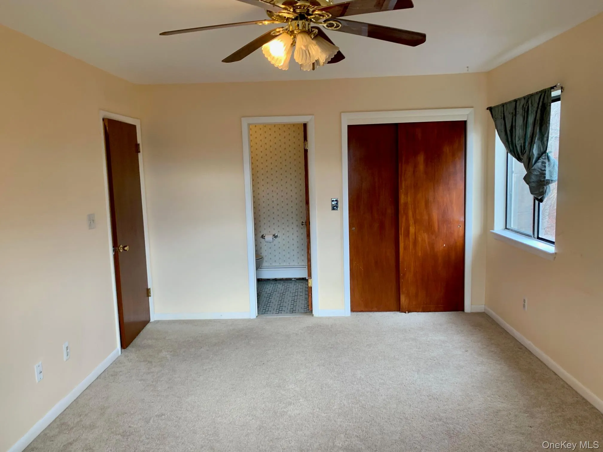 384 Concord Lane, Middletown, NY, 2 Bedrooms Bedrooms, 6 Rooms Rooms,2 BathroomsBathrooms,Residential Lease,For Rent,Concord,0,1051336 384 Concord Lane, Middletown, NY, 2 Bedrooms Bedrooms, 6 Rooms Rooms,2 BathroomsBathrooms,Residential Lease,For Rent,Concord,0,1051336