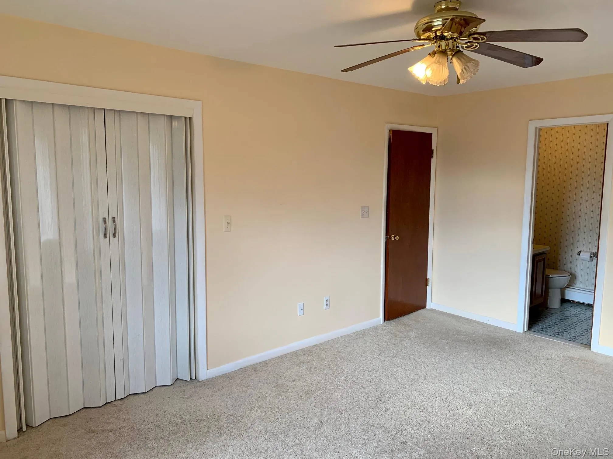 384 Concord Lane, Middletown, NY, 2 Bedrooms Bedrooms, 6 Rooms Rooms,2 BathroomsBathrooms,Residential Lease,For Rent,Concord,0,1051336 384 Concord Lane, Middletown, NY, 2 Bedrooms Bedrooms, 6 Rooms Rooms,2 BathroomsBathrooms,Residential Lease,For Rent,Concord,0,1051336