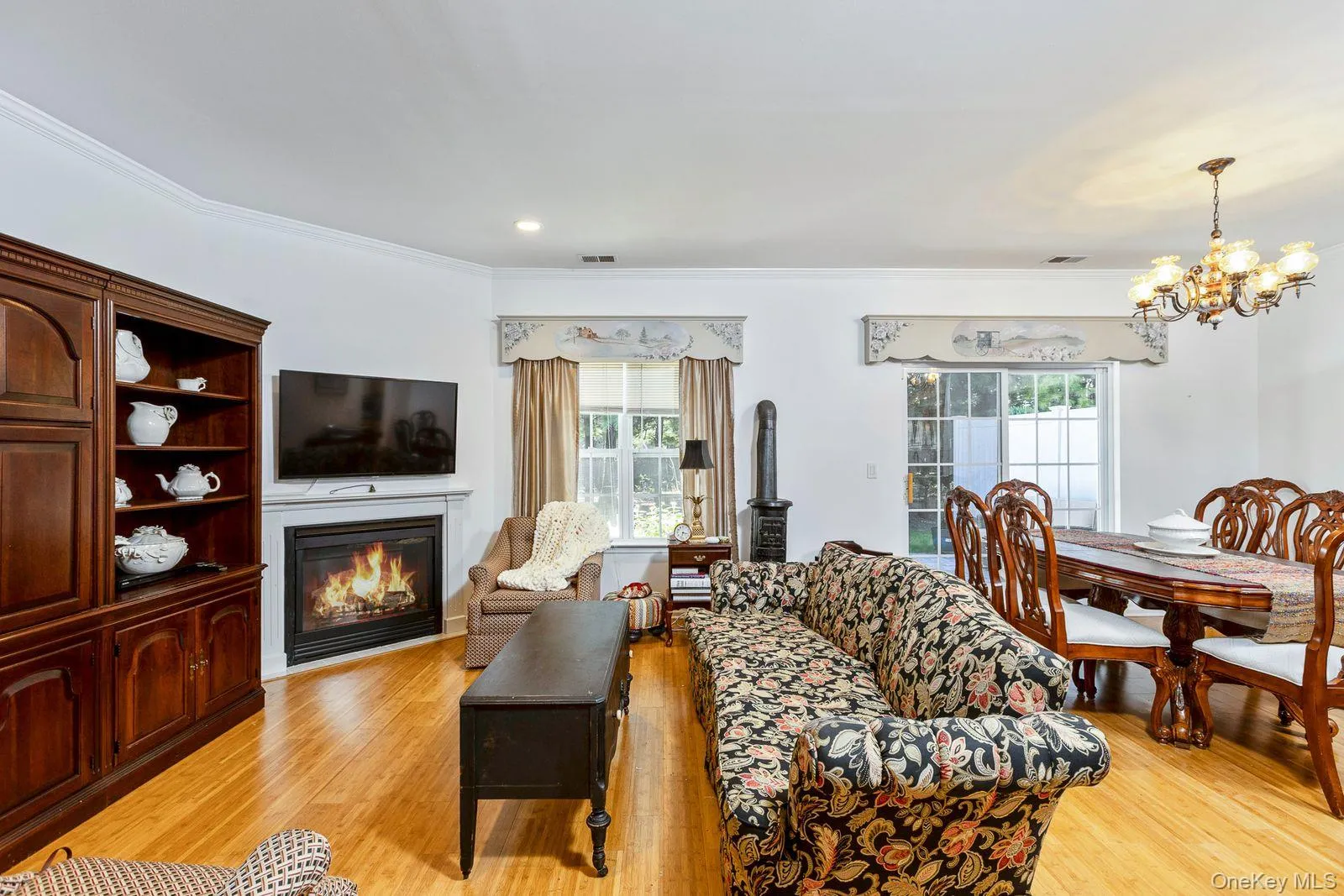 31 Willow Wood Drive, Brookhaven, NY, 2 Bedrooms Bedrooms, 6 Rooms Rooms,2 BathroomsBathrooms,Residential,For Rent,Willow Wood,0,1051337 31 Willow Wood Drive, Brookhaven, NY, 2 Bedrooms Bedrooms, 6 Rooms Rooms,2 BathroomsBathrooms,Residential,For Rent,Willow Wood,0,1051337