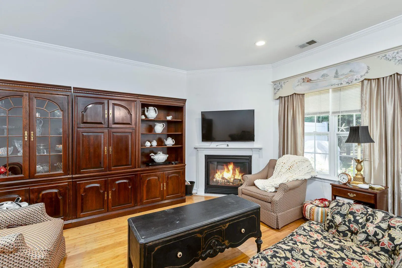 31 Willow Wood Drive, Brookhaven, NY, 2 Bedrooms Bedrooms, 6 Rooms Rooms,2 BathroomsBathrooms,Residential,For Rent,Willow Wood,0,1051337 31 Willow Wood Drive, Brookhaven, NY, 2 Bedrooms Bedrooms, 6 Rooms Rooms,2 BathroomsBathrooms,Residential,For Rent,Willow Wood,0,1051337
