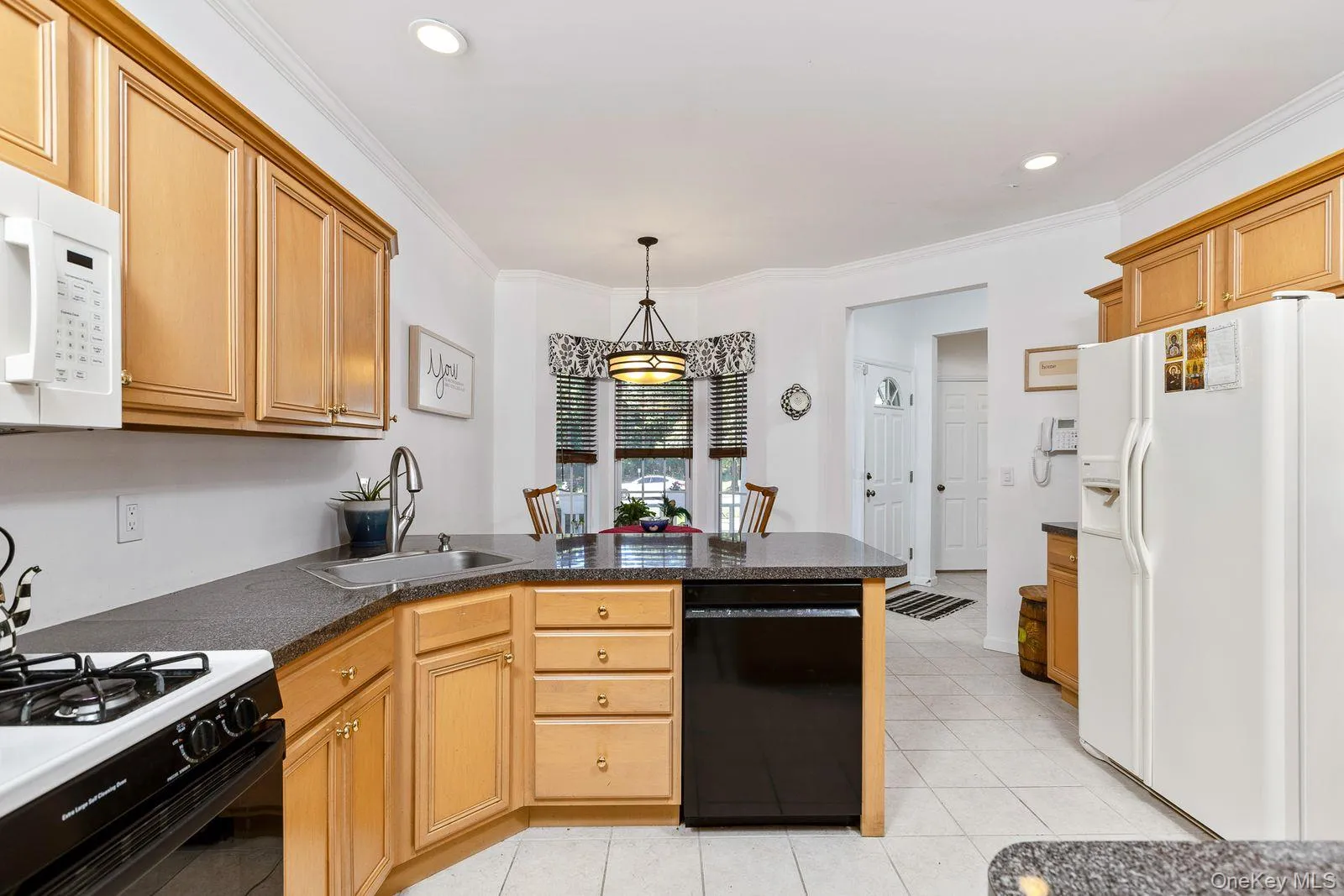 31 Willow Wood Drive, Brookhaven, NY, 2 Bedrooms Bedrooms, 6 Rooms Rooms,2 BathroomsBathrooms,Residential,For Rent,Willow Wood,0,1051337 31 Willow Wood Drive, Brookhaven, NY, 2 Bedrooms Bedrooms, 6 Rooms Rooms,2 BathroomsBathrooms,Residential,For Rent,Willow Wood,0,1051337