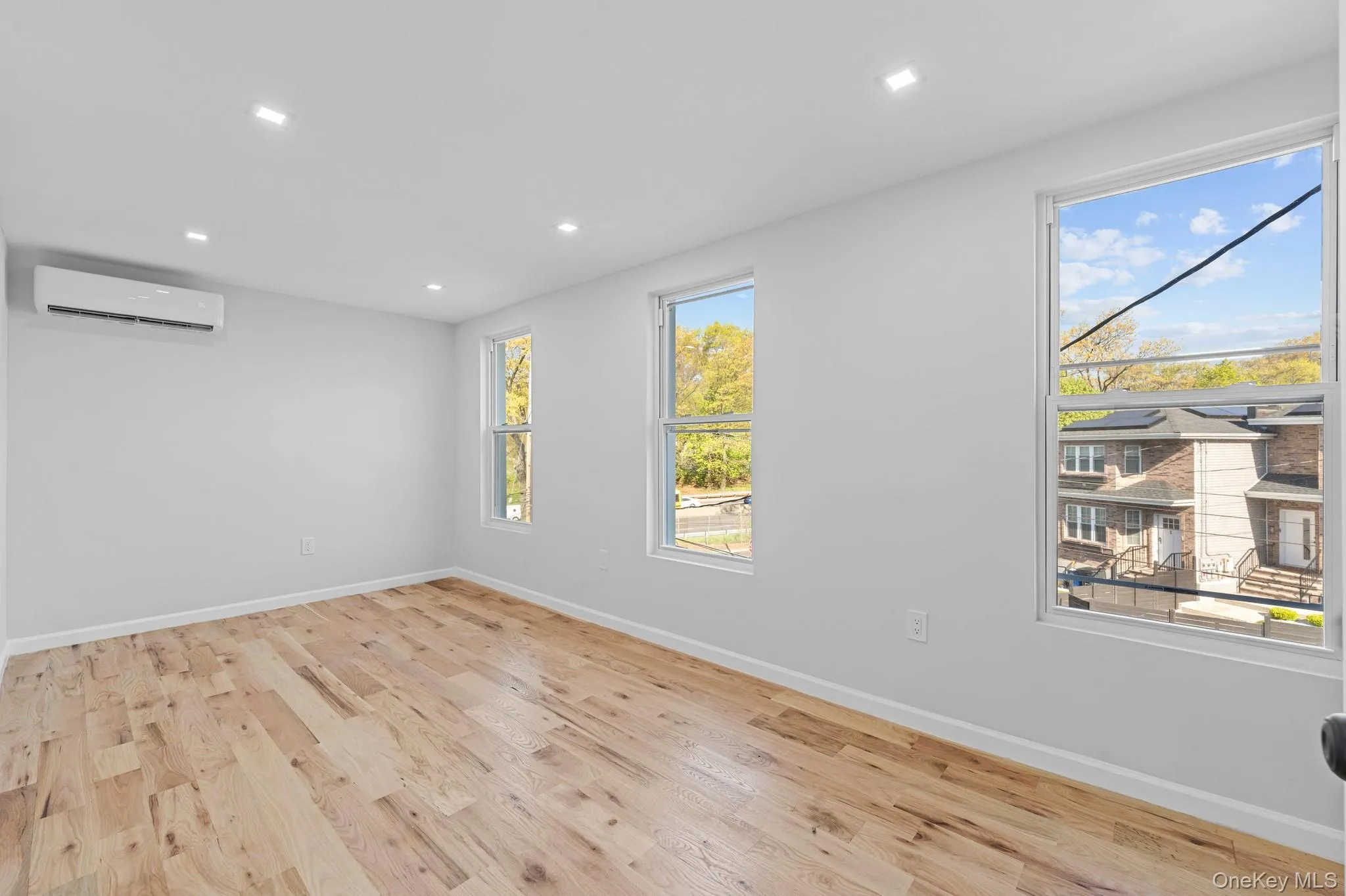 4 Crosby Avenue, New York, NY, 3 Bedrooms Bedrooms, 12 Rooms Rooms,2 BathroomsBathrooms,Residential,For Rent,Crosby,0,1051347 4 Crosby Avenue, New York, NY, 3 Bedrooms Bedrooms, 12 Rooms Rooms,2 BathroomsBathrooms,Residential,For Rent,Crosby,0,1051347