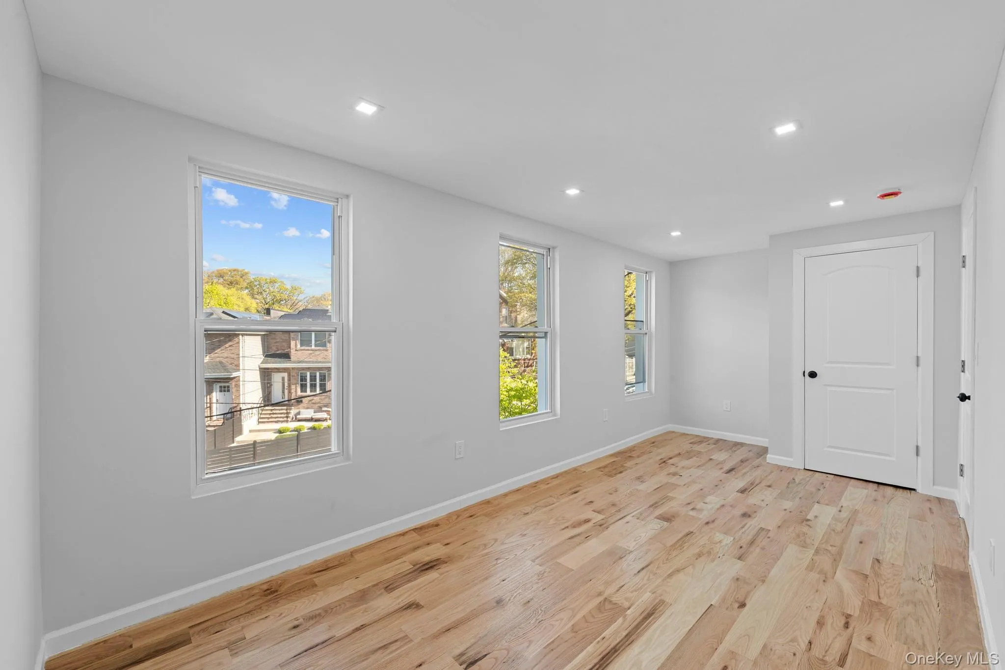 4 Crosby Avenue, New York, NY, 3 Bedrooms Bedrooms, 12 Rooms Rooms,2 BathroomsBathrooms,Residential,For Rent,Crosby,0,1051347 4 Crosby Avenue, New York, NY, 3 Bedrooms Bedrooms, 12 Rooms Rooms,2 BathroomsBathrooms,Residential,For Rent,Crosby,0,1051347