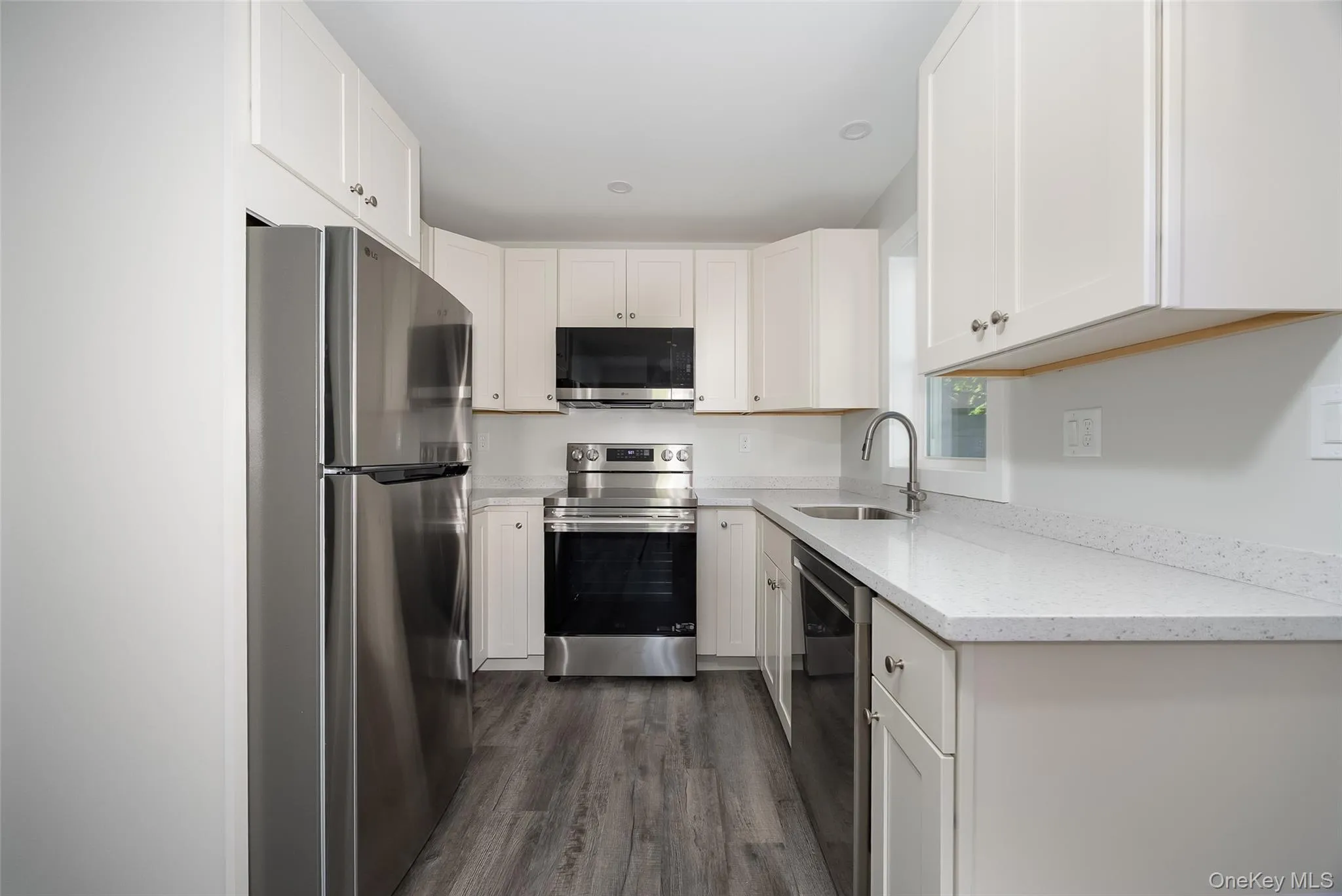 5 Douglas Street, Poughkeepsie, NY, 3 Bedrooms Bedrooms, 7 Rooms Rooms,2 BathroomsBathrooms,Residential Lease,For Rent,Douglas,0,1051351 5 Douglas Street, Poughkeepsie, NY, 3 Bedrooms Bedrooms, 7 Rooms Rooms,2 BathroomsBathrooms,Residential Lease,For Rent,Douglas,0,1051351