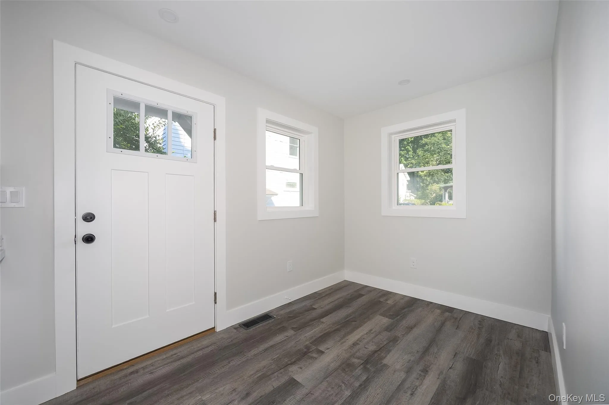 5 Douglas Street, Poughkeepsie, NY, 3 Bedrooms Bedrooms, 7 Rooms Rooms,2 BathroomsBathrooms,Residential Lease,For Rent,Douglas,0,1051351 5 Douglas Street, Poughkeepsie, NY, 3 Bedrooms Bedrooms, 7 Rooms Rooms,2 BathroomsBathrooms,Residential Lease,For Rent,Douglas,0,1051351