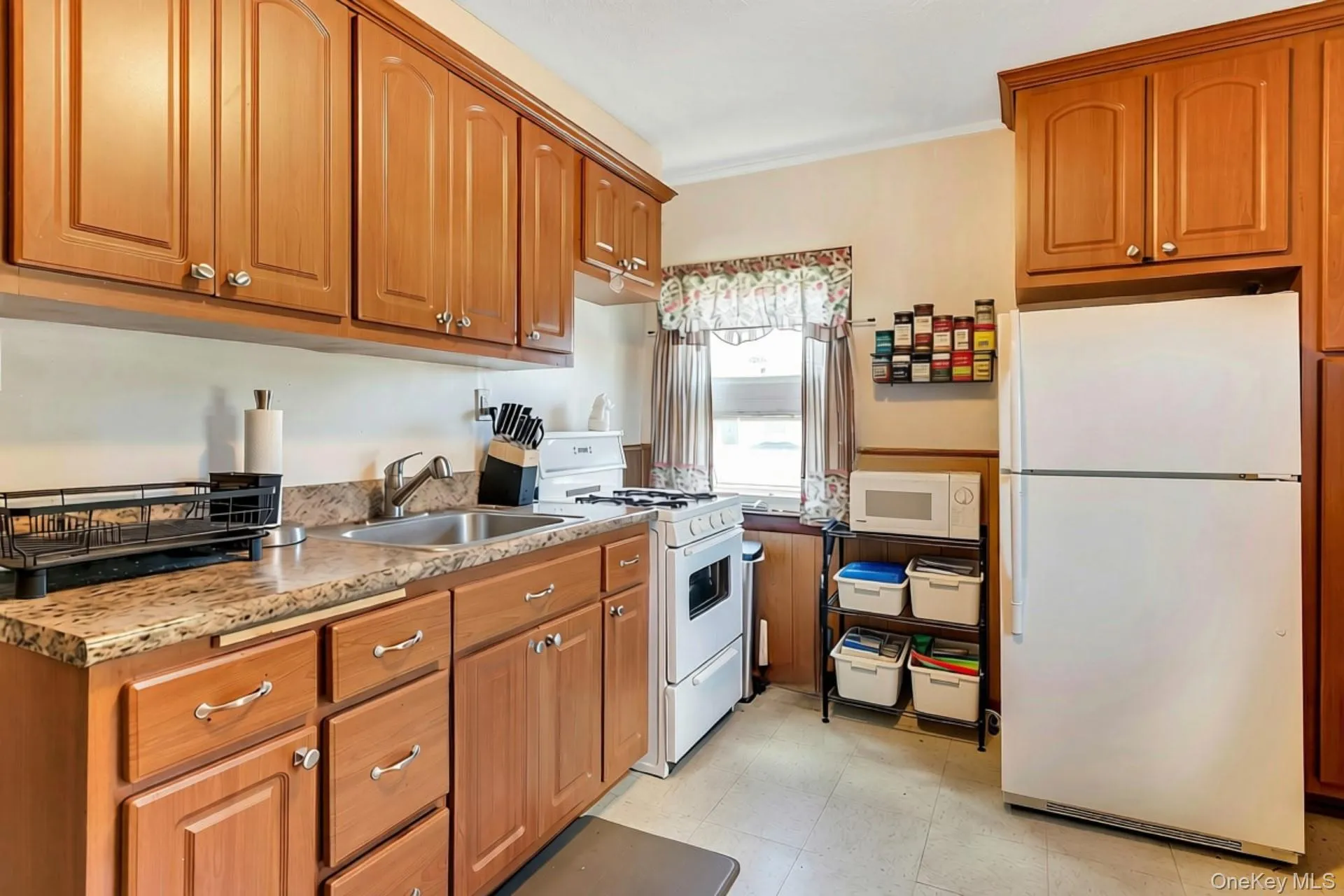 59 11th Street, Oyster Bay, NY, 3 Bedrooms Bedrooms, 8 Rooms Rooms,2 BathroomsBathrooms,Residential,For Rent,11th,0,1051358 59 11th Street, Oyster Bay, NY, 3 Bedrooms Bedrooms, 8 Rooms Rooms,2 BathroomsBathrooms,Residential,For Rent,11th,0,1051358