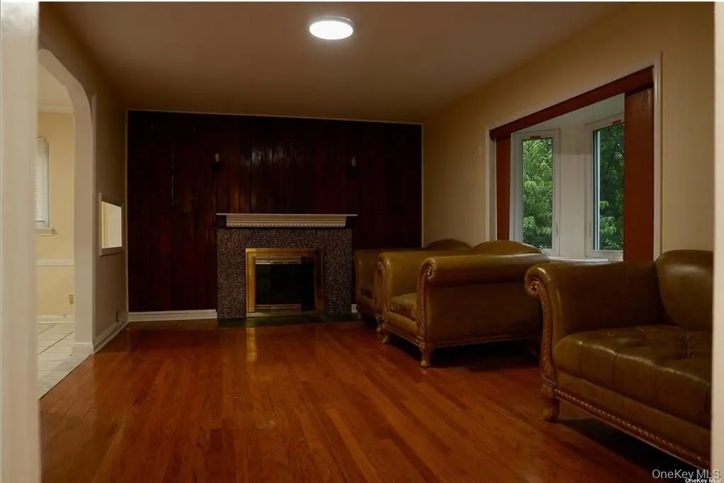 82-18 168th Street, New York, NY, 4 Bedroom Bedrooms, 8 Room Rooms,2 BathroomBathrooms,Residential Lease,For Rent,168th,0,1051370 82-18 168th Street, New York, NY, 4 Bedroom Bedrooms, 8 Room Rooms,2 BathroomBathrooms,Residential Lease,For Rent,168th,0,1051370