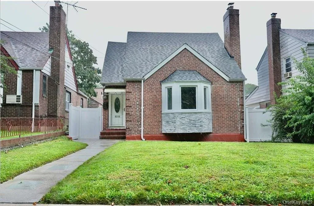 82-18 168th Street, New York, NY, 4 Bedroom Bedrooms, 8 Room Rooms,2 BathroomBathrooms,Residential Lease,For Rent,168th,0,1051370 82-18 168th Street, New York, NY, 4 Bedroom Bedrooms, 8 Room Rooms,2 BathroomBathrooms,Residential Lease,For Rent,168th,0,1051370