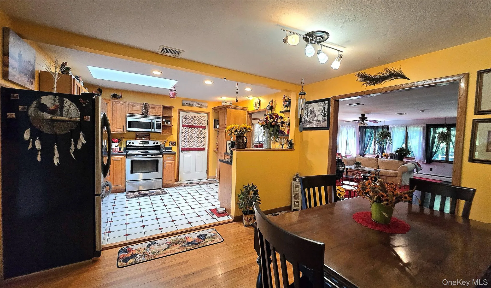 29 Kinry Road, Poughkeepsie (town), NY, 3 Bedrooms Bedrooms, 10 Rooms Rooms,3 BathroomsBathrooms,Residential,For Rent,Kinry,0,1051377 29 Kinry Road, Poughkeepsie (town), NY, 3 Bedrooms Bedrooms, 10 Rooms Rooms,3 BathroomsBathrooms,Residential,For Rent,Kinry,0,1051377