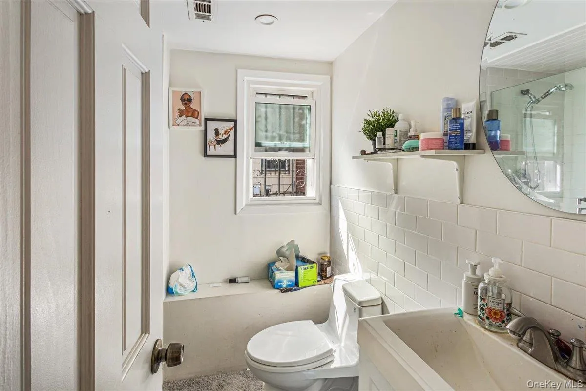 1107 137th Street, New York, NY, 4 Bedrooms Bedrooms, 10 Rooms Rooms,2 BathroomsBathrooms,Residential,For Rent,137th,0,1051380 1107 137th Street, New York, NY, 4 Bedrooms Bedrooms, 10 Rooms Rooms,2 BathroomsBathrooms,Residential,For Rent,137th,0,1051380