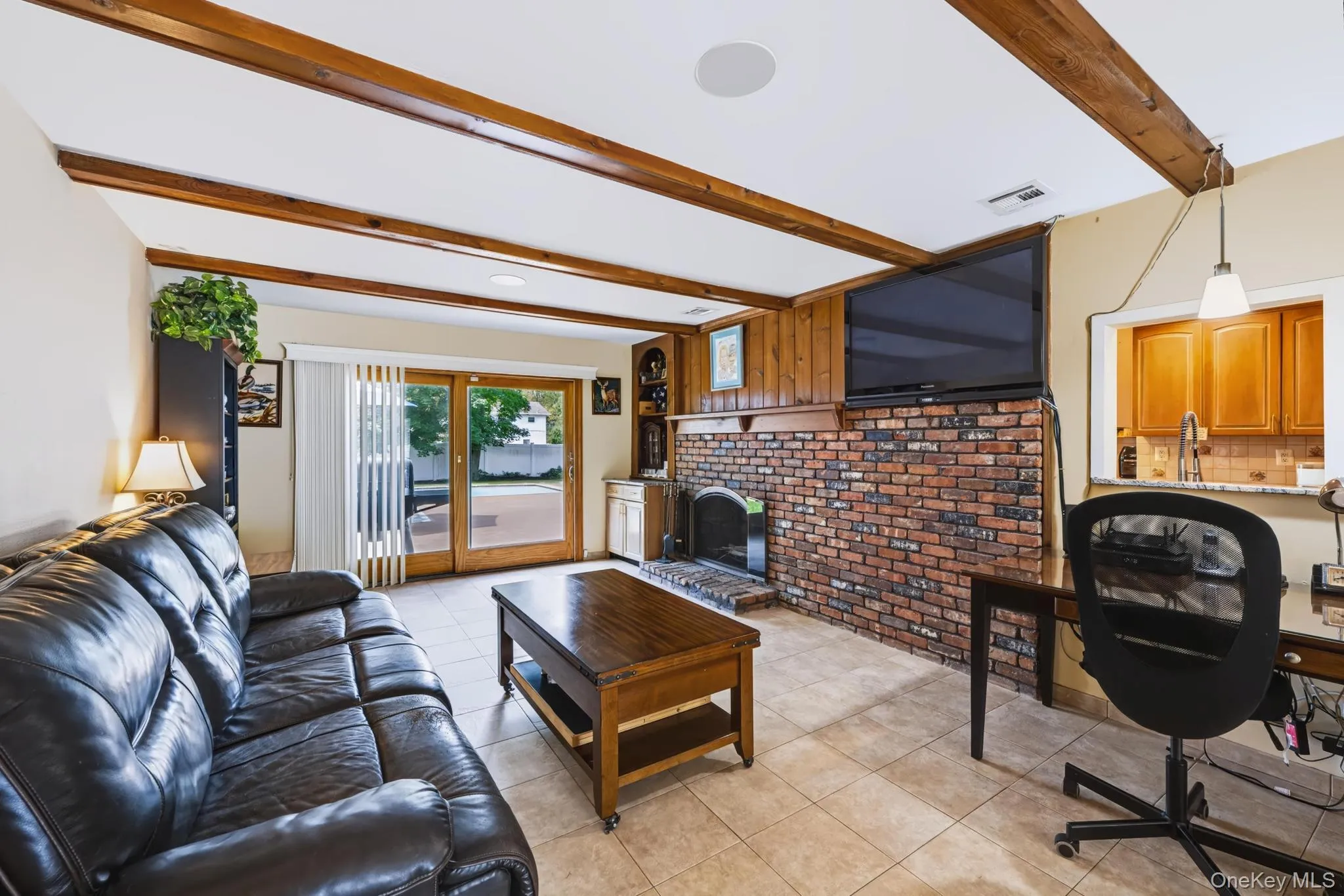 281 Town Line Road, Huntington, NY, 4 Bedrooms Bedrooms, 9 Rooms Rooms,3 BathroomsBathrooms,Residential,For Rent,Town Line,0,1051385 281 Town Line Road, Huntington, NY, 4 Bedrooms Bedrooms, 9 Rooms Rooms,3 BathroomsBathrooms,Residential,For Rent,Town Line,0,1051385