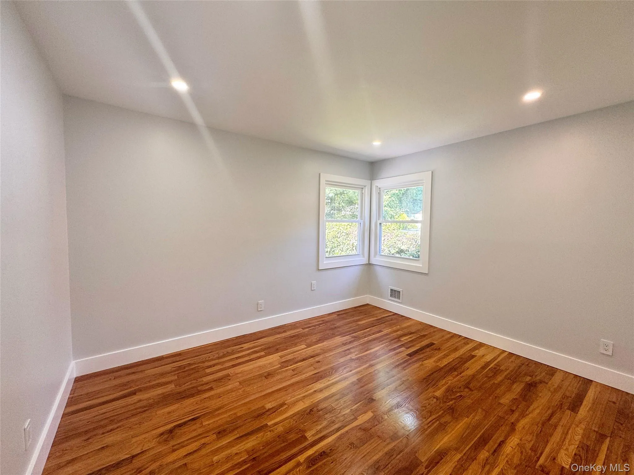 7330 244th Street, New York, NY, 4 Bedrooms Bedrooms, 9 Rooms Rooms,3 BathroomsBathrooms,Residential,For Rent,244th,0,1051391 7330 244th Street, New York, NY, 4 Bedrooms Bedrooms, 9 Rooms Rooms,3 BathroomsBathrooms,Residential,For Rent,244th,0,1051391