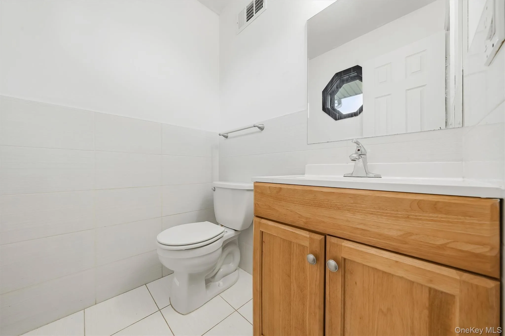 40 Silo Lane, Wallkill, NY, 3 Bedrooms Bedrooms, 6 Rooms Rooms,2 BathroomsBathrooms,Residential,For Rent,Silo,0,1051393 40 Silo Lane, Wallkill, NY, 3 Bedrooms Bedrooms, 6 Rooms Rooms,2 BathroomsBathrooms,Residential,For Rent,Silo,0,1051393