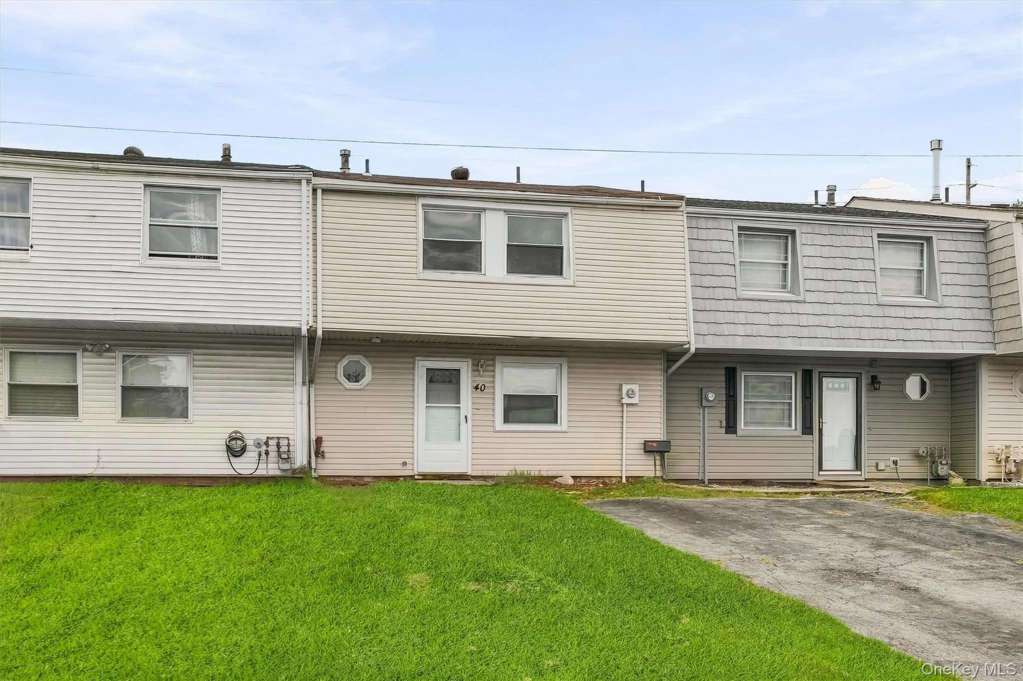 40 Silo Lane, Wallkill, NY, 3 Bedrooms Bedrooms, 6 Rooms Rooms,2 BathroomsBathrooms,Residential,For Rent,Silo,0,1051393 40 Silo Lane, Wallkill, NY, 3 Bedrooms Bedrooms, 6 Rooms Rooms,2 BathroomsBathrooms,Residential,For Rent,Silo,0,1051393