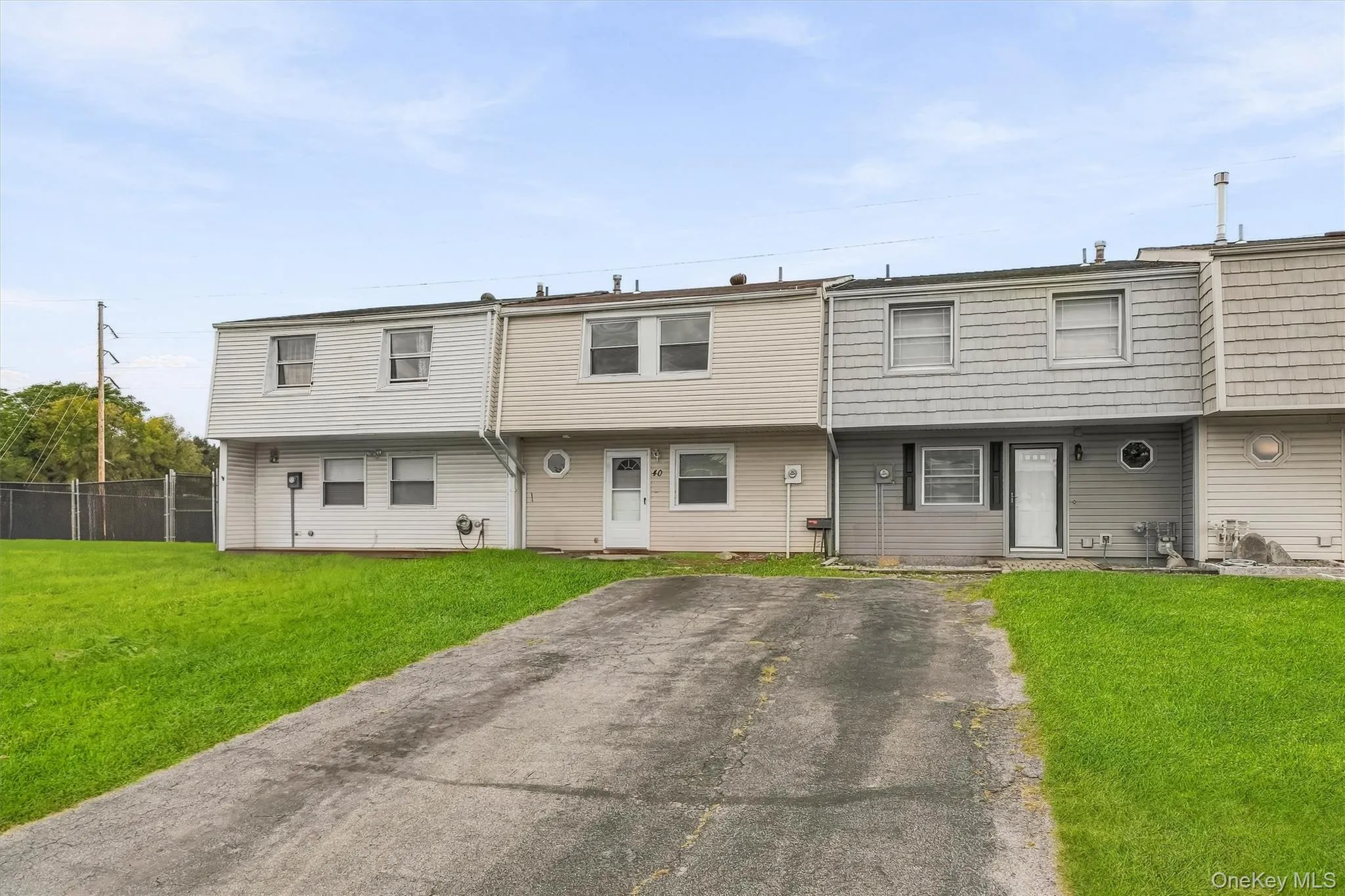 40 Silo Lane, Wallkill, NY, 3 Bedrooms Bedrooms, 6 Rooms Rooms,2 BathroomsBathrooms,Residential,For Rent,Silo,0,1051393 40 Silo Lane, Wallkill, NY, 3 Bedrooms Bedrooms, 6 Rooms Rooms,2 BathroomsBathrooms,Residential,For Rent,Silo,0,1051393
