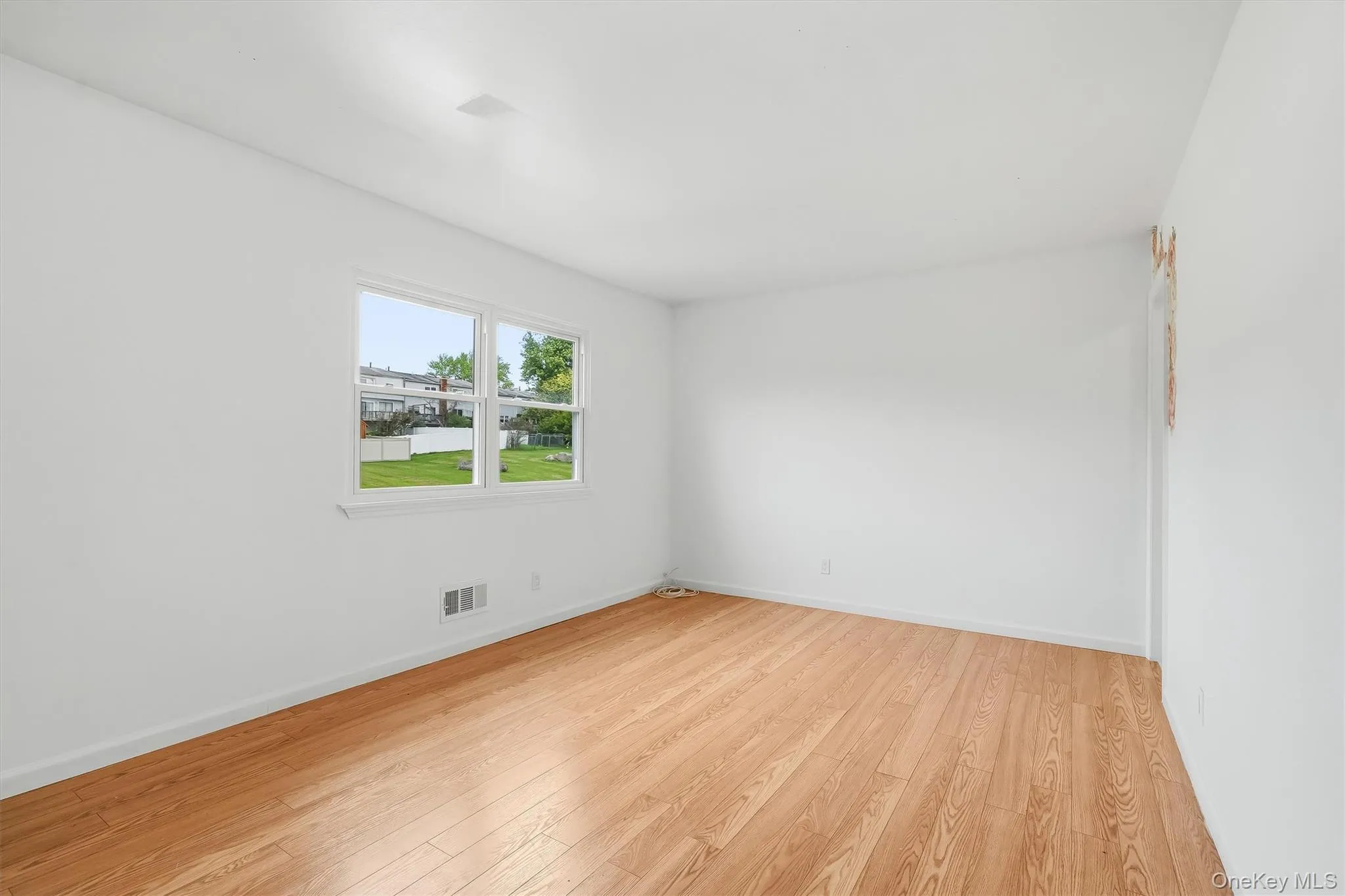 40 Silo Lane, Wallkill, NY, 3 Bedrooms Bedrooms, 6 Rooms Rooms,2 BathroomsBathrooms,Residential,For Rent,Silo,0,1051393 40 Silo Lane, Wallkill, NY, 3 Bedrooms Bedrooms, 6 Rooms Rooms,2 BathroomsBathrooms,Residential,For Rent,Silo,0,1051393